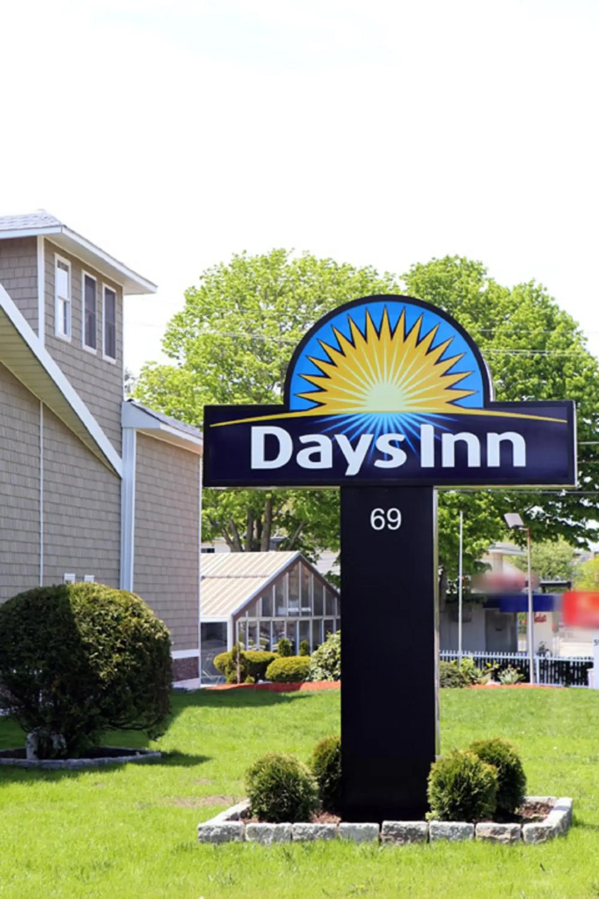 Facade/entrance in Days Inn by Wyndham - Cape Cod Facade/entrance in Days Inn by Wyndham - Cape Cod
