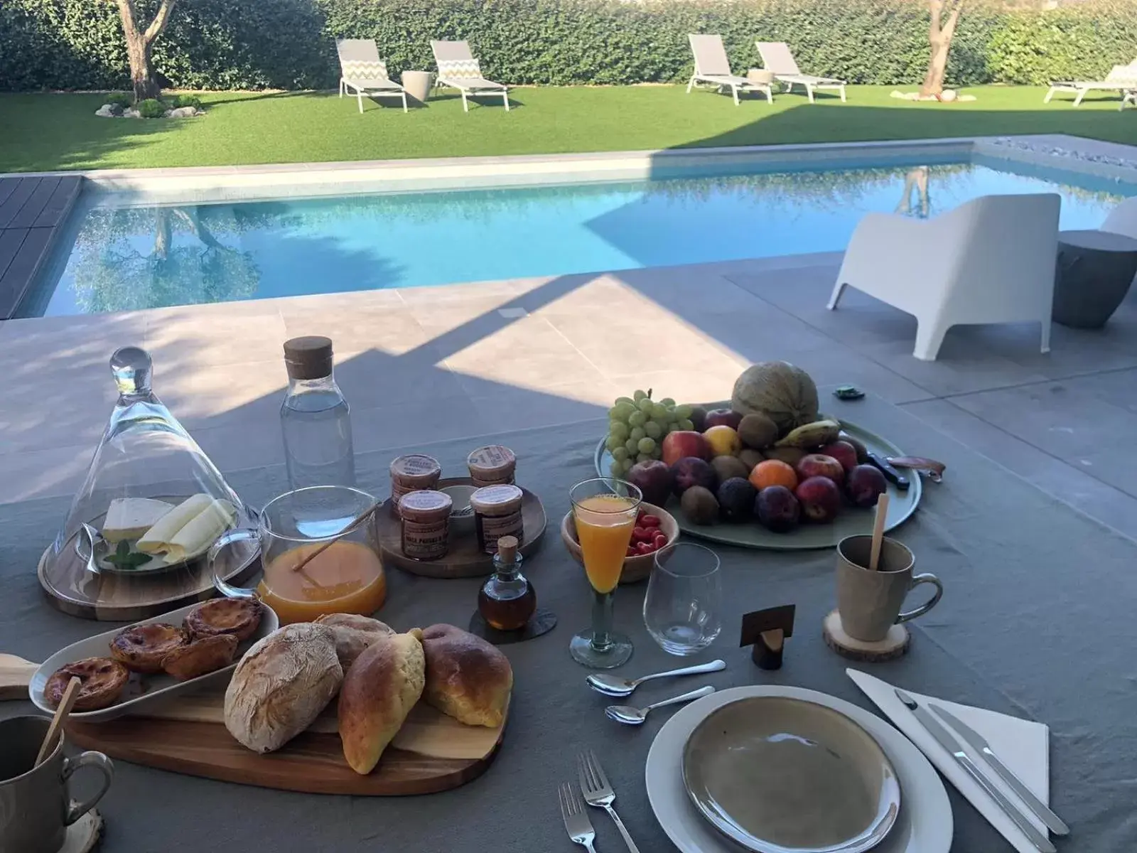 Breakfast, Swimming Pool in Casa L-N-Noa Boutique room whit private pool