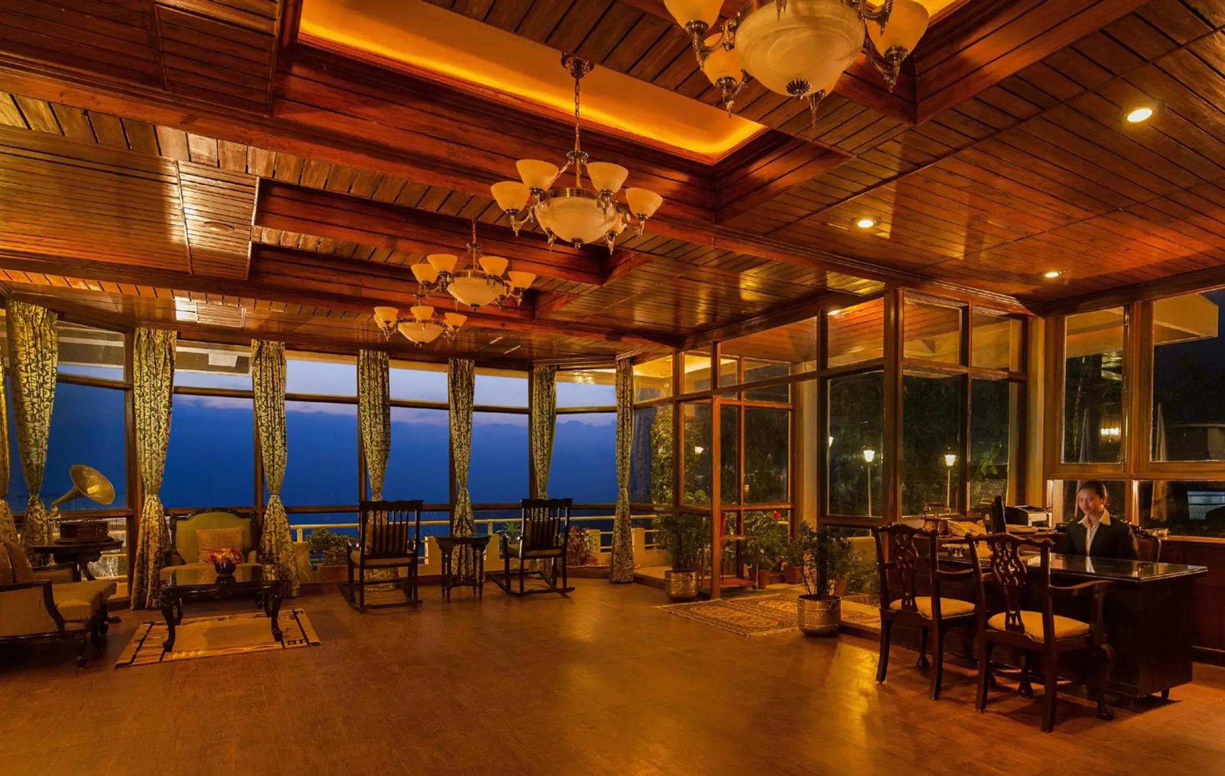 Lobby or reception, Restaurant/Places to Eat in Sinclairs Darjeeling