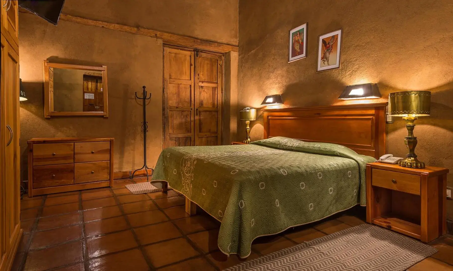 Bedroom, Bed in Hotel Refugio del Angel
