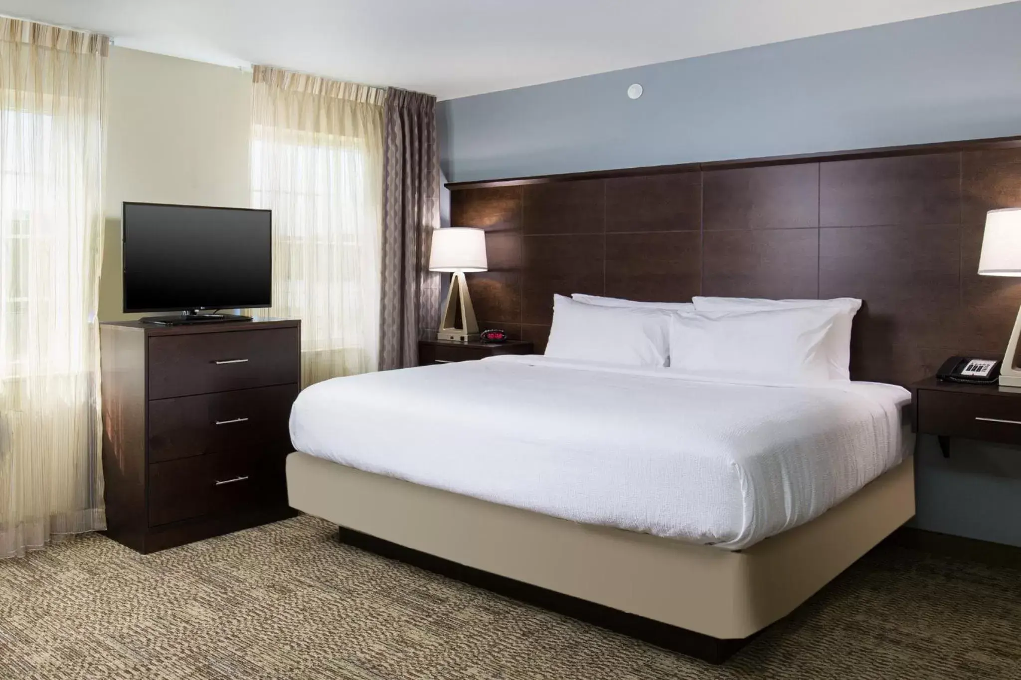 Photo of the whole room, Bed in Staybridge Suites Denver - Central Park, an IHG Hotel