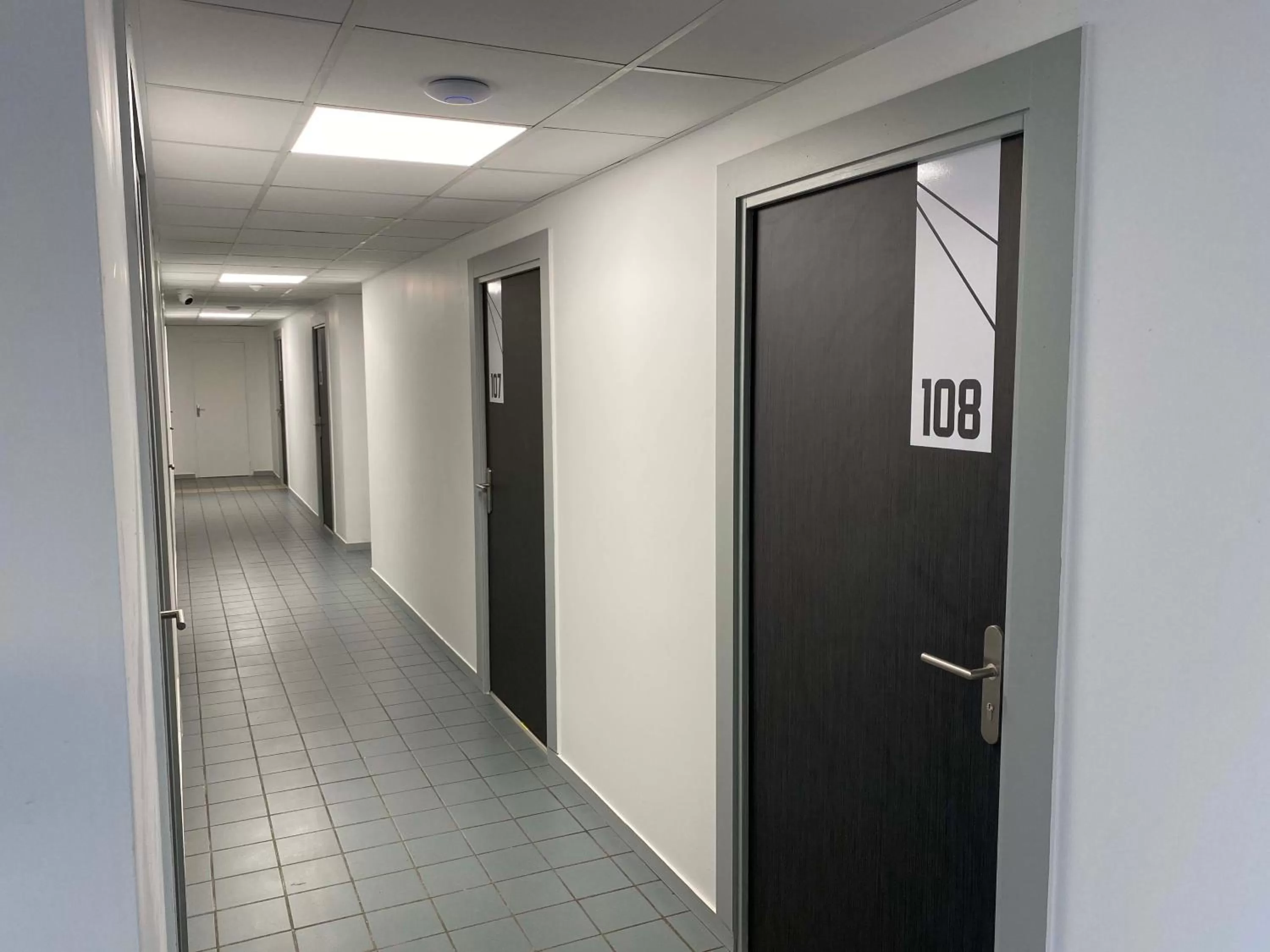 Logo/Certificate/Sign in Villa Raphaëlle #2 Centre ville avec parking