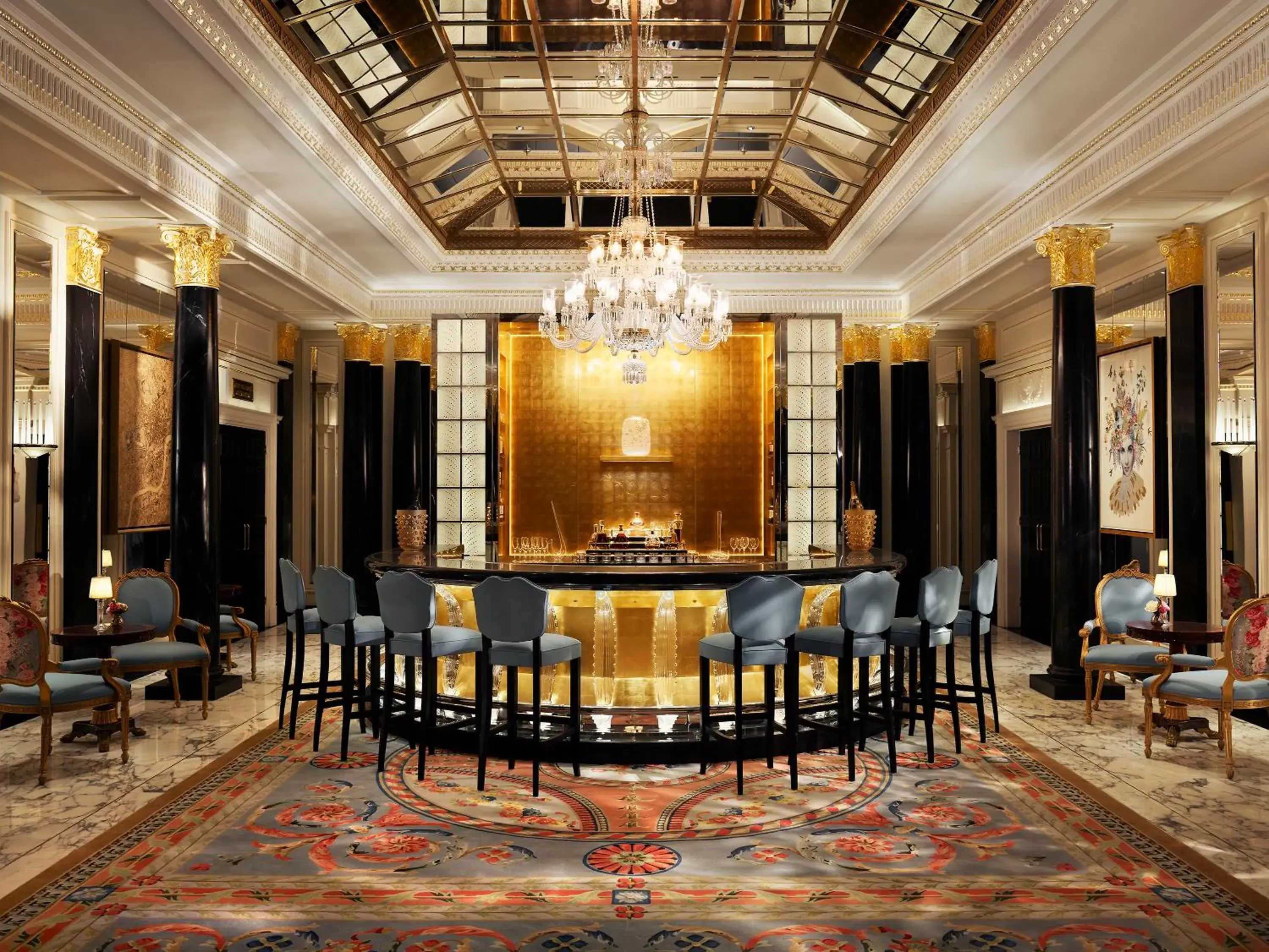 Lounge or bar in The Dorchester - Dorchester Collection