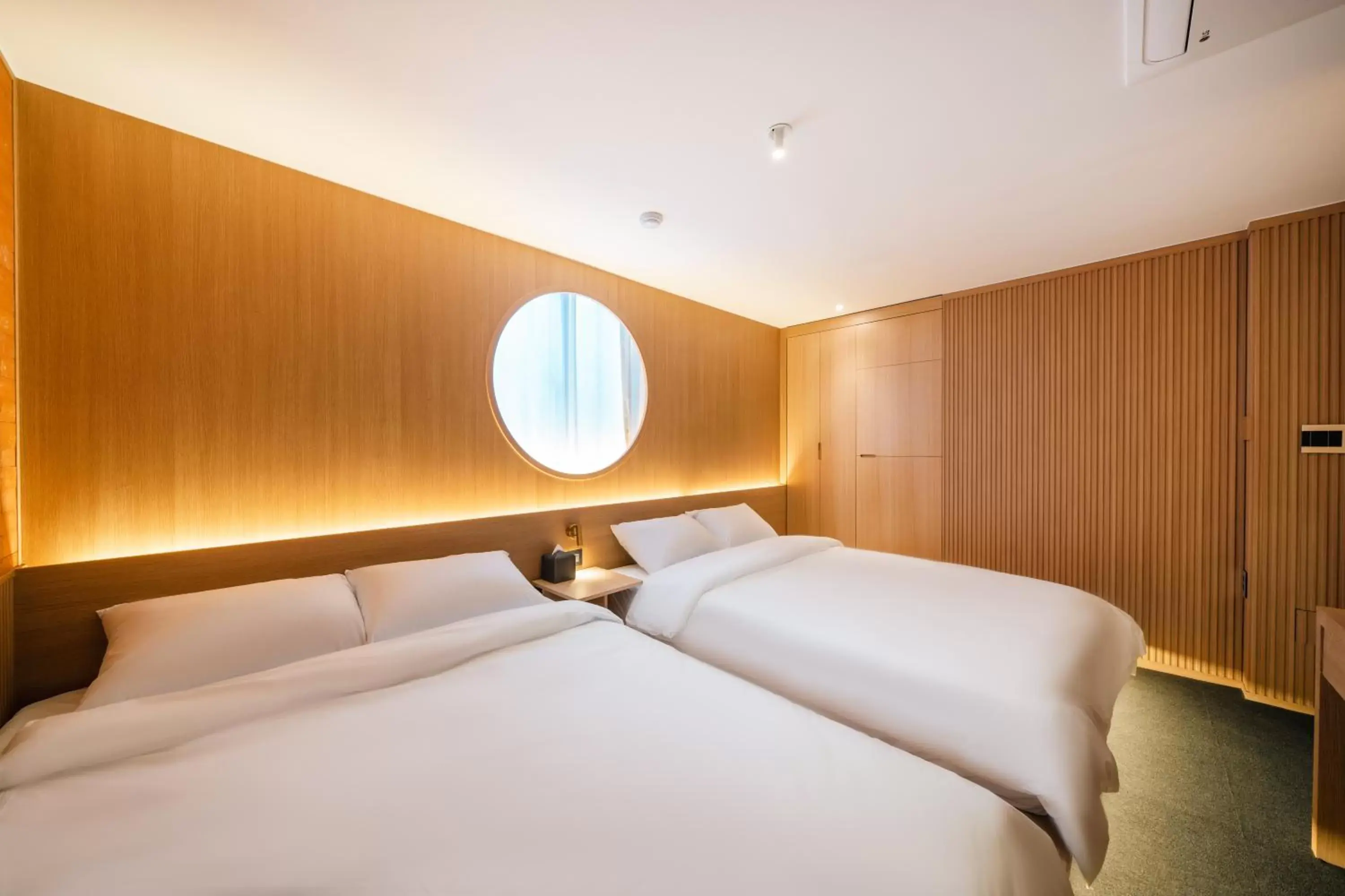 Bed in Y Collection by Unboundi Gyeongju Bed in Y Collection by Unboundi Gyeongju