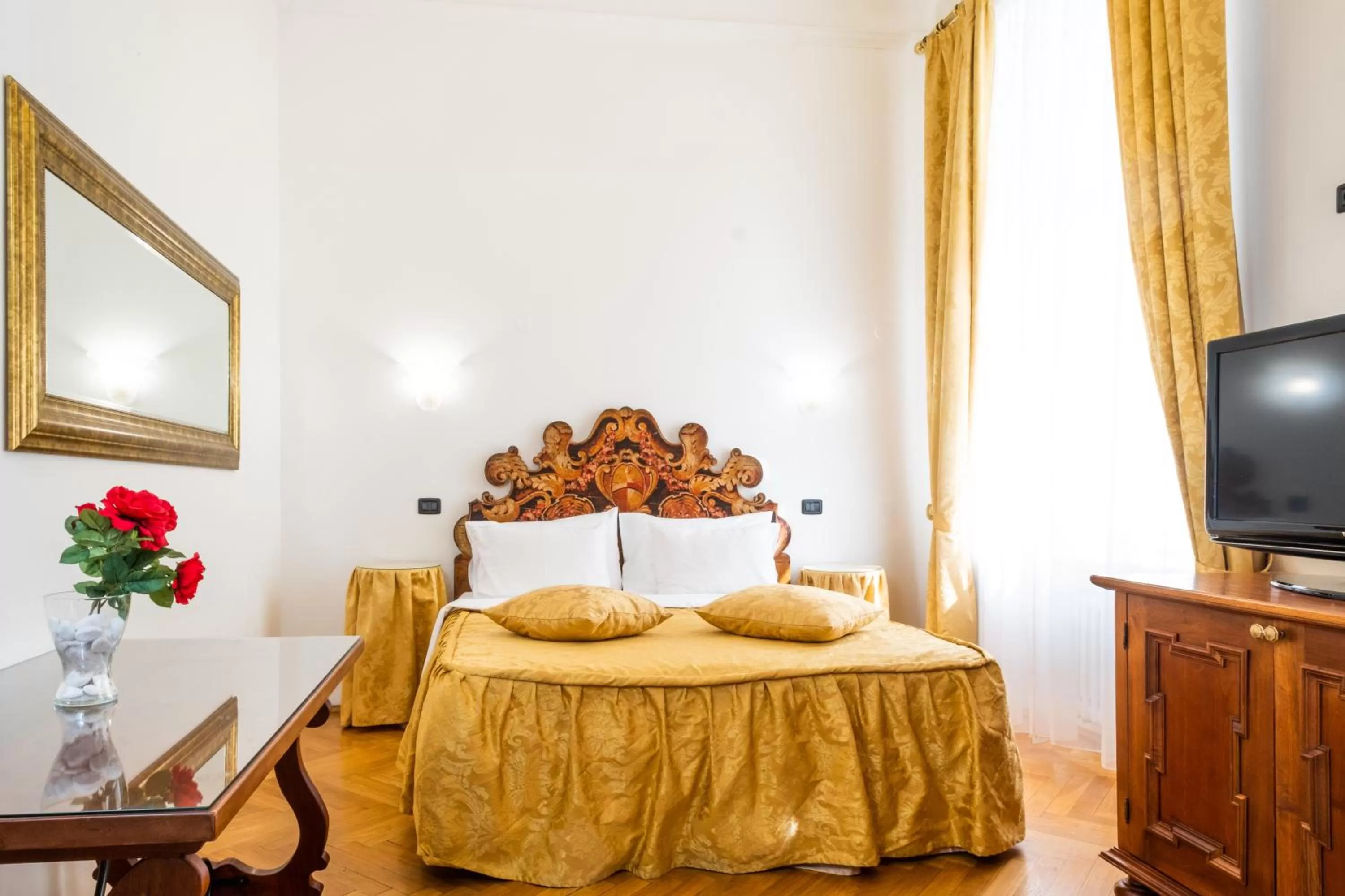 TV and multimedia, Bed in Charles Bridge Palace