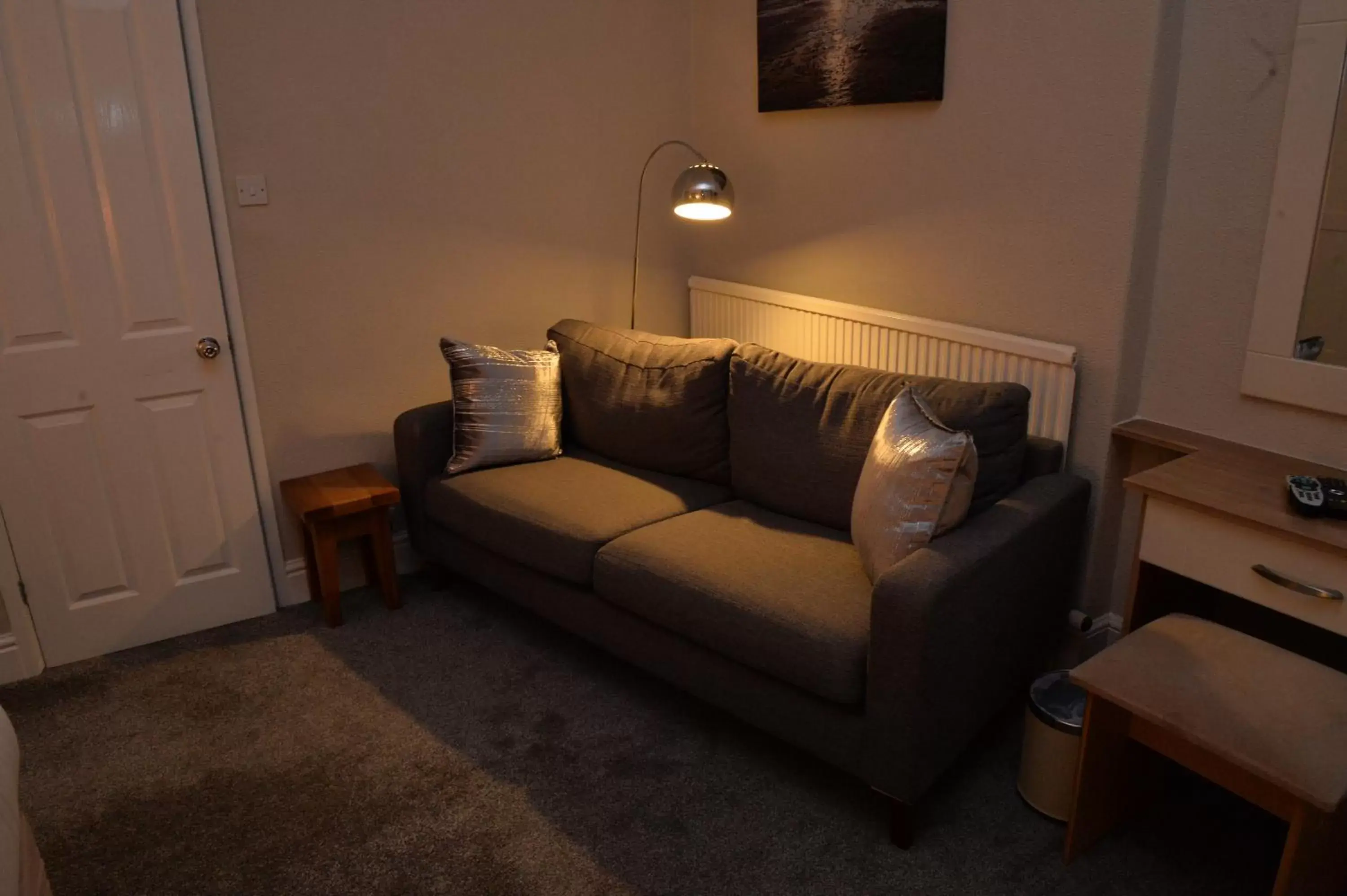 Seating Area in Lauriston & Lawton Court Hotel