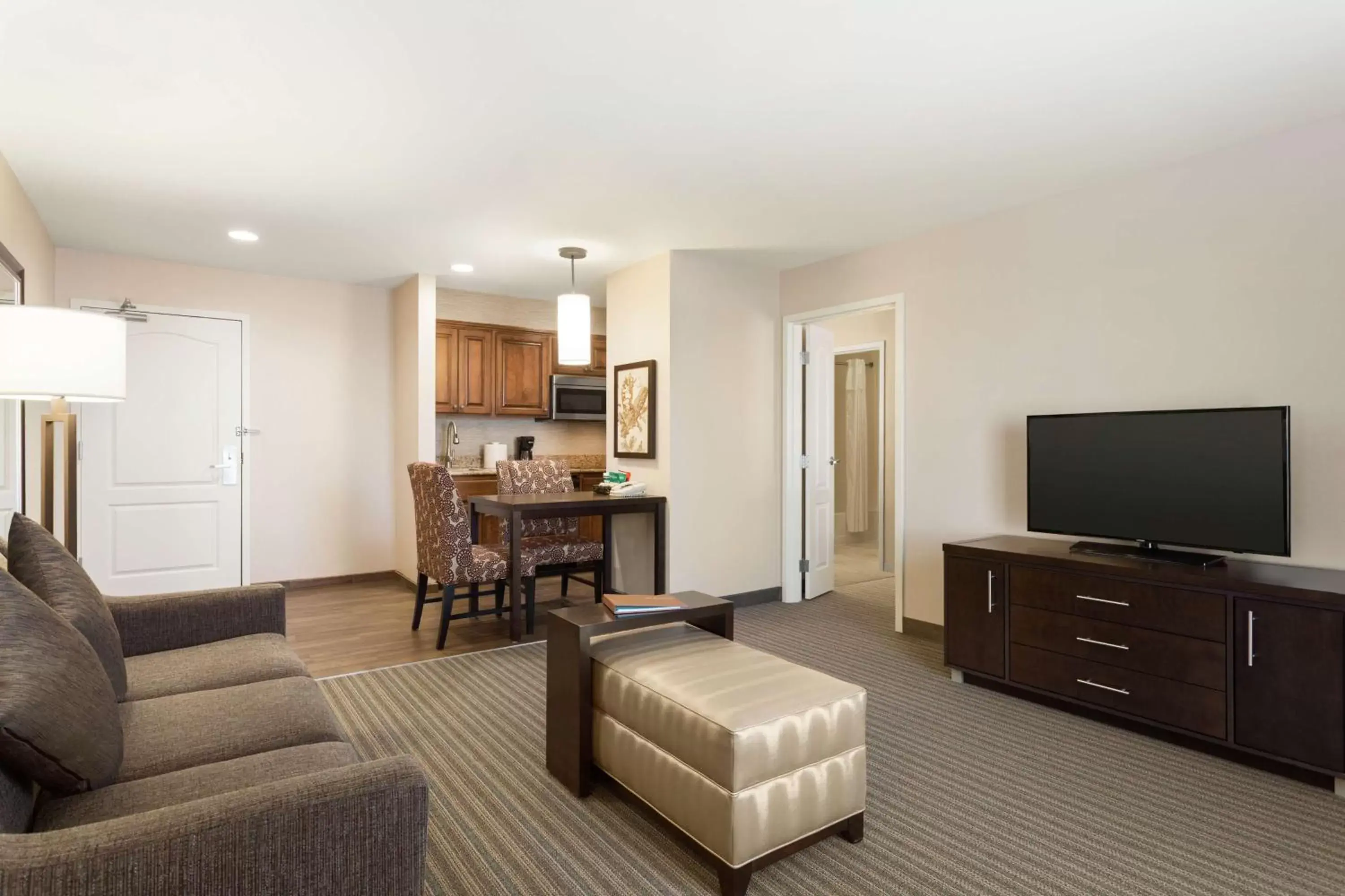 Living room, Seating Area in Homewood Suites by Hilton Fargo