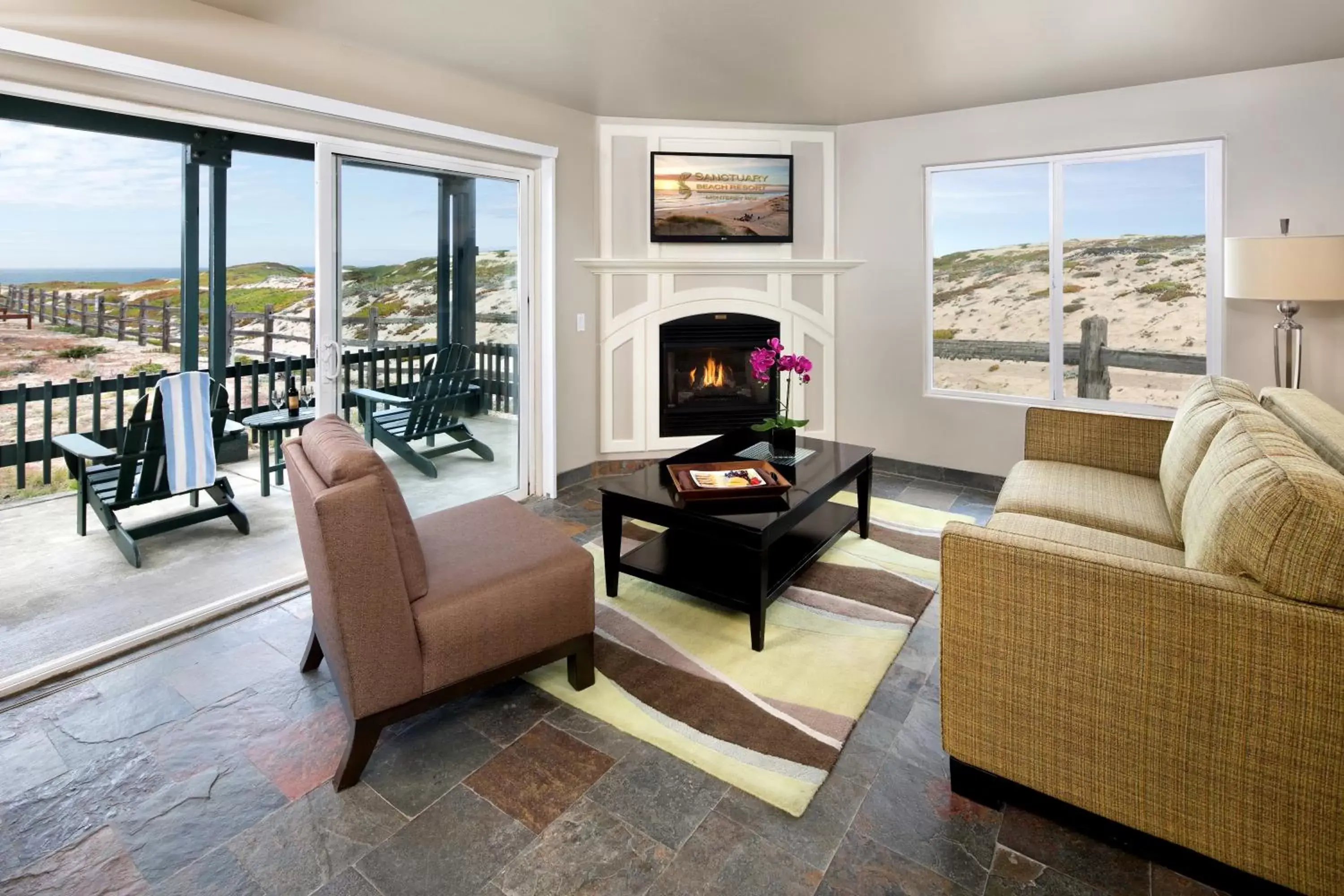 Living room, Seating Area in Sanctuary Beach Resort