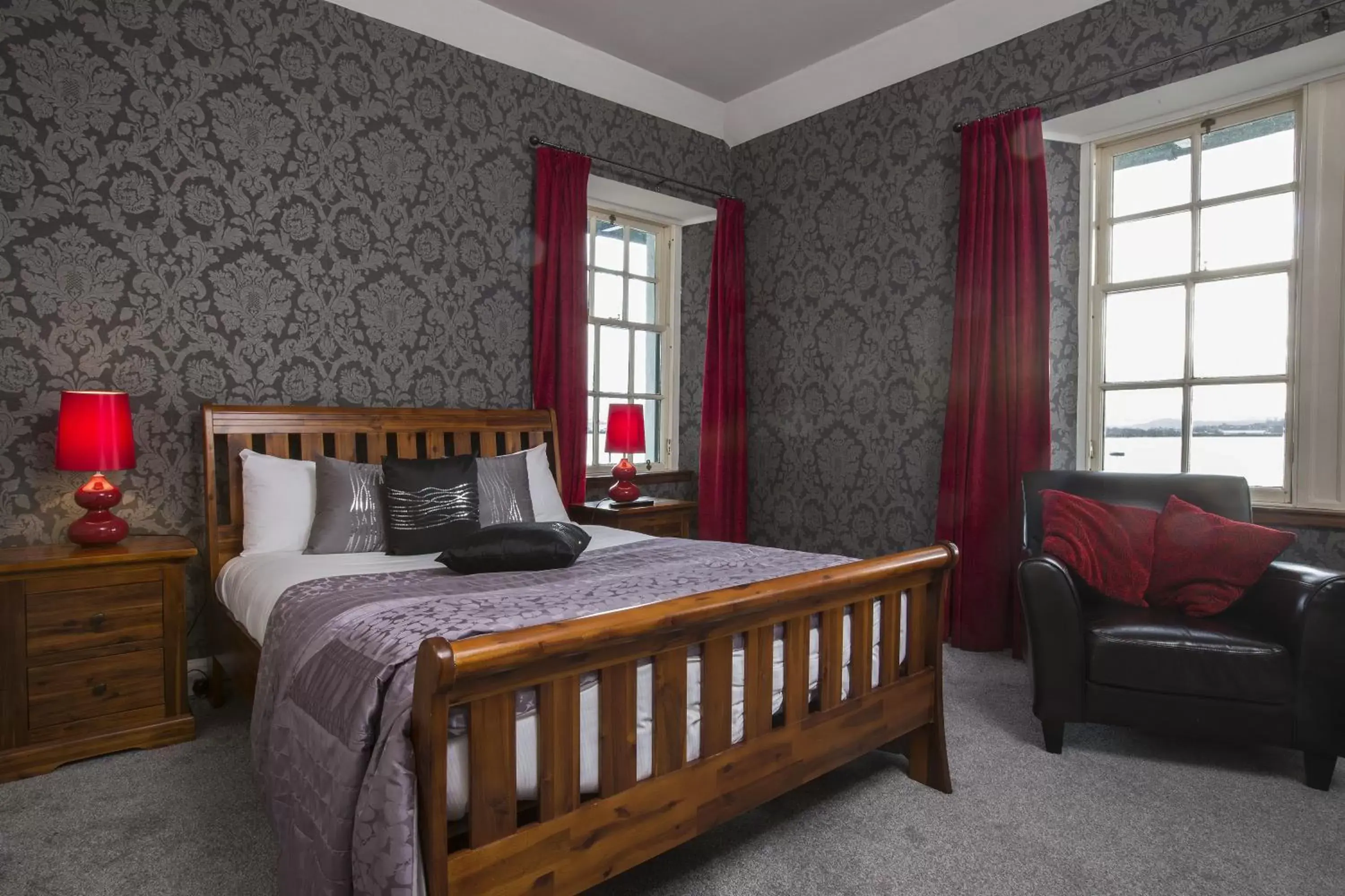 Bedroom, Bed in North Kessock Hotel