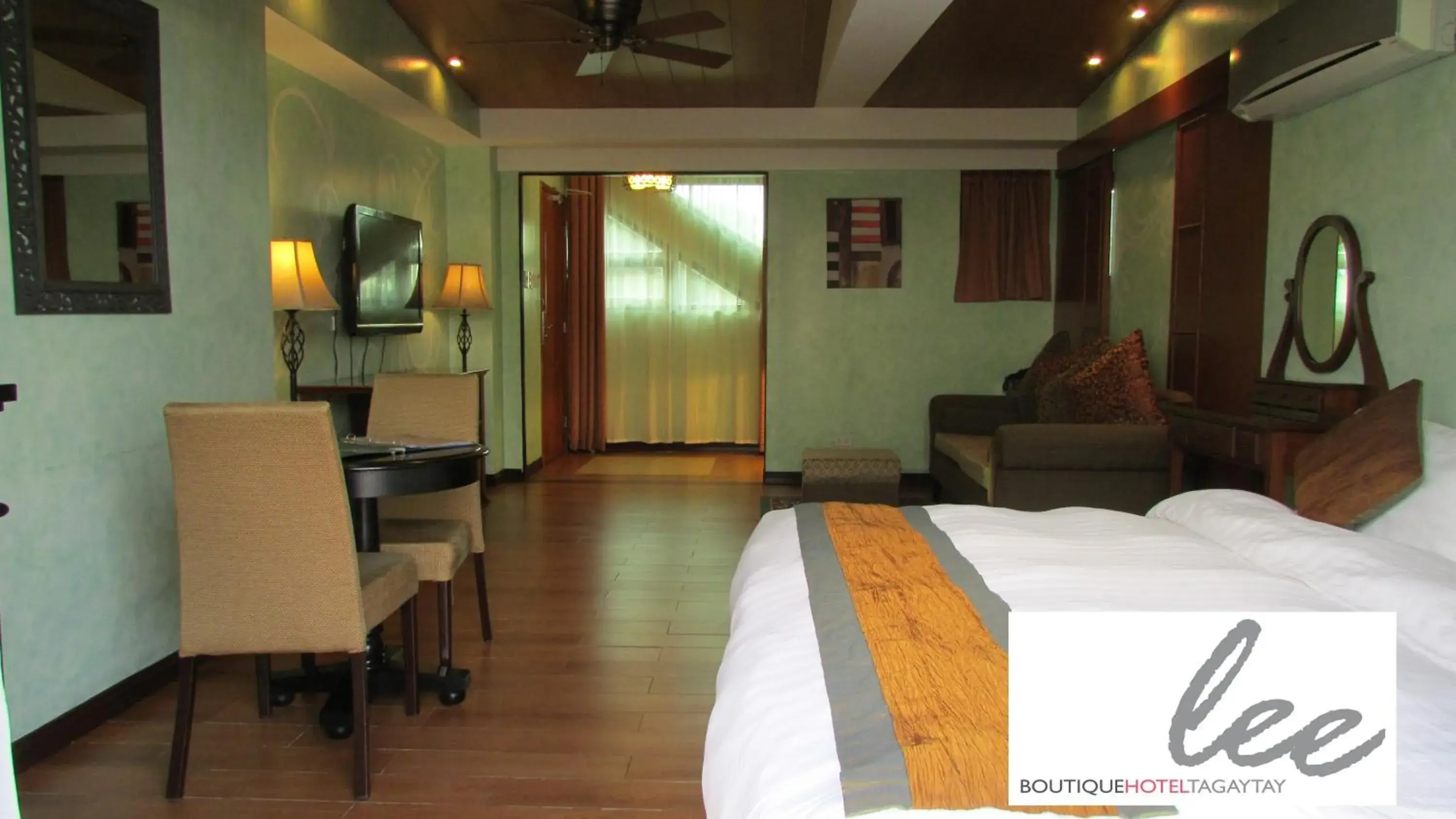 Bedroom in Lee Boutique Hotel Tagaytay