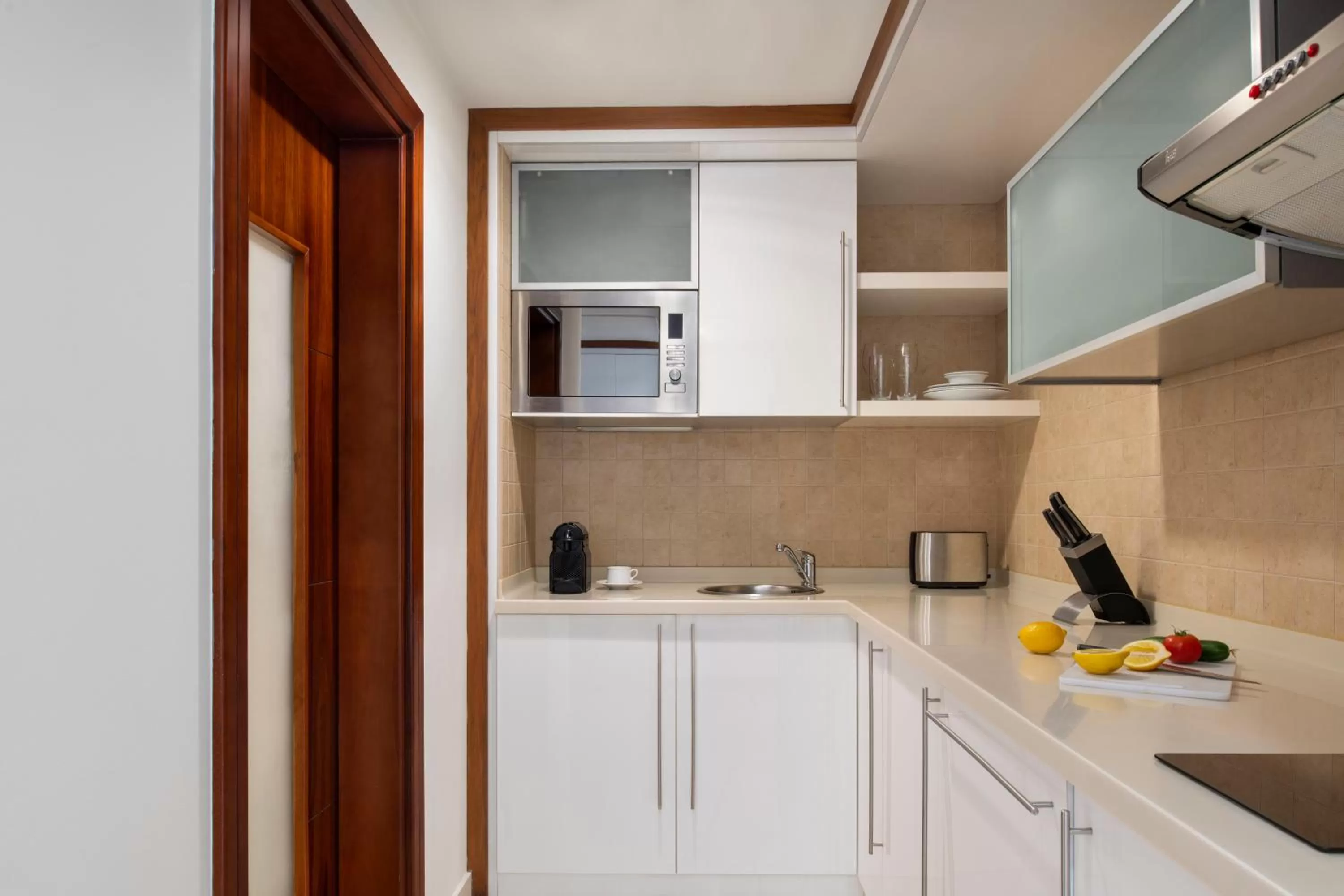 Kitchen or kitchenette in Fraser Suites Doha