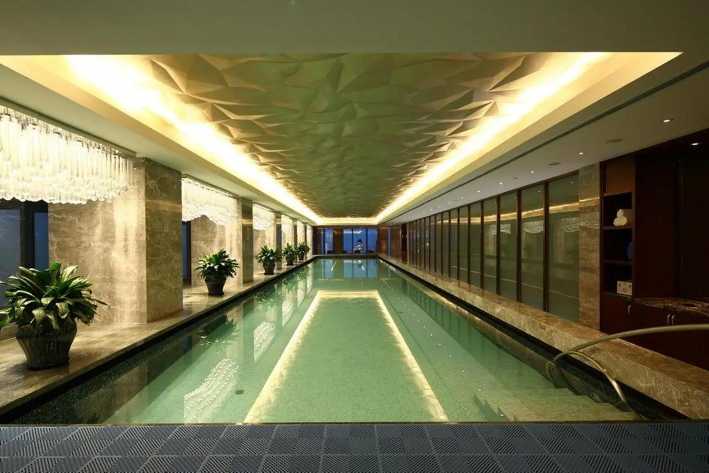 Swimming Pool in Fairmont Nanjing
