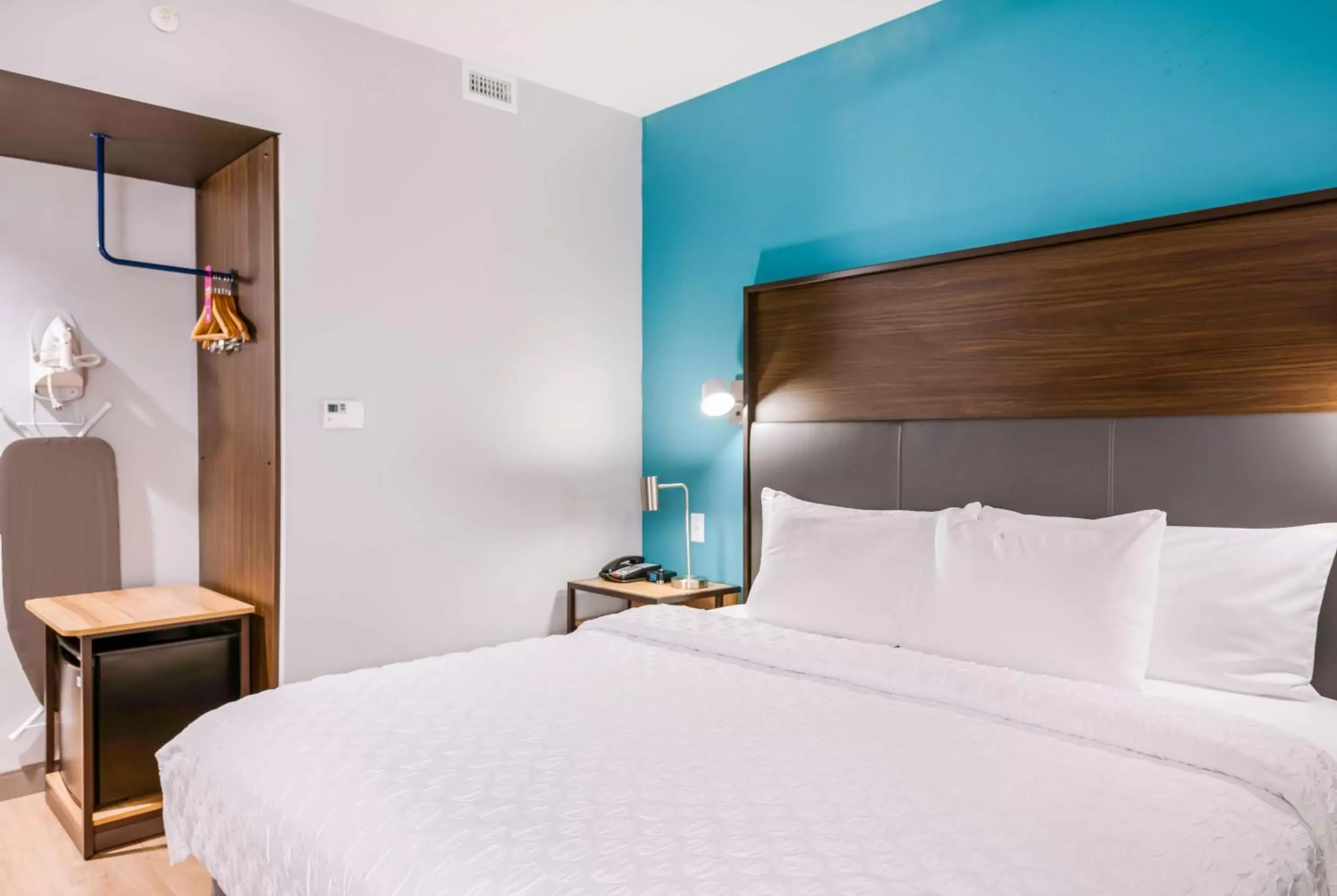 Bed in Tru By Hilton Midland, Tx Bed in Tru By Hilton Midland, Tx