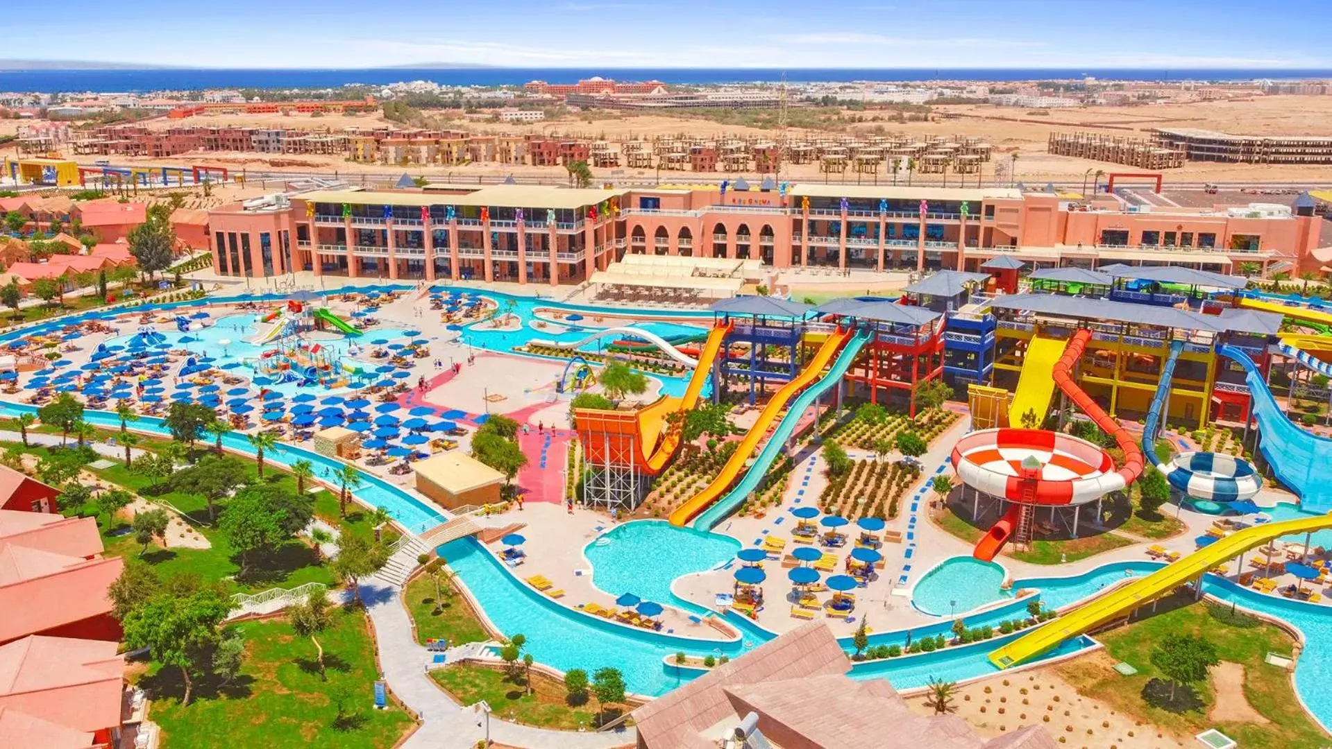 Bird's eye view, Bird's-eye View in Pickalbatros Jungle Aqua Park - Neverland Hurghada