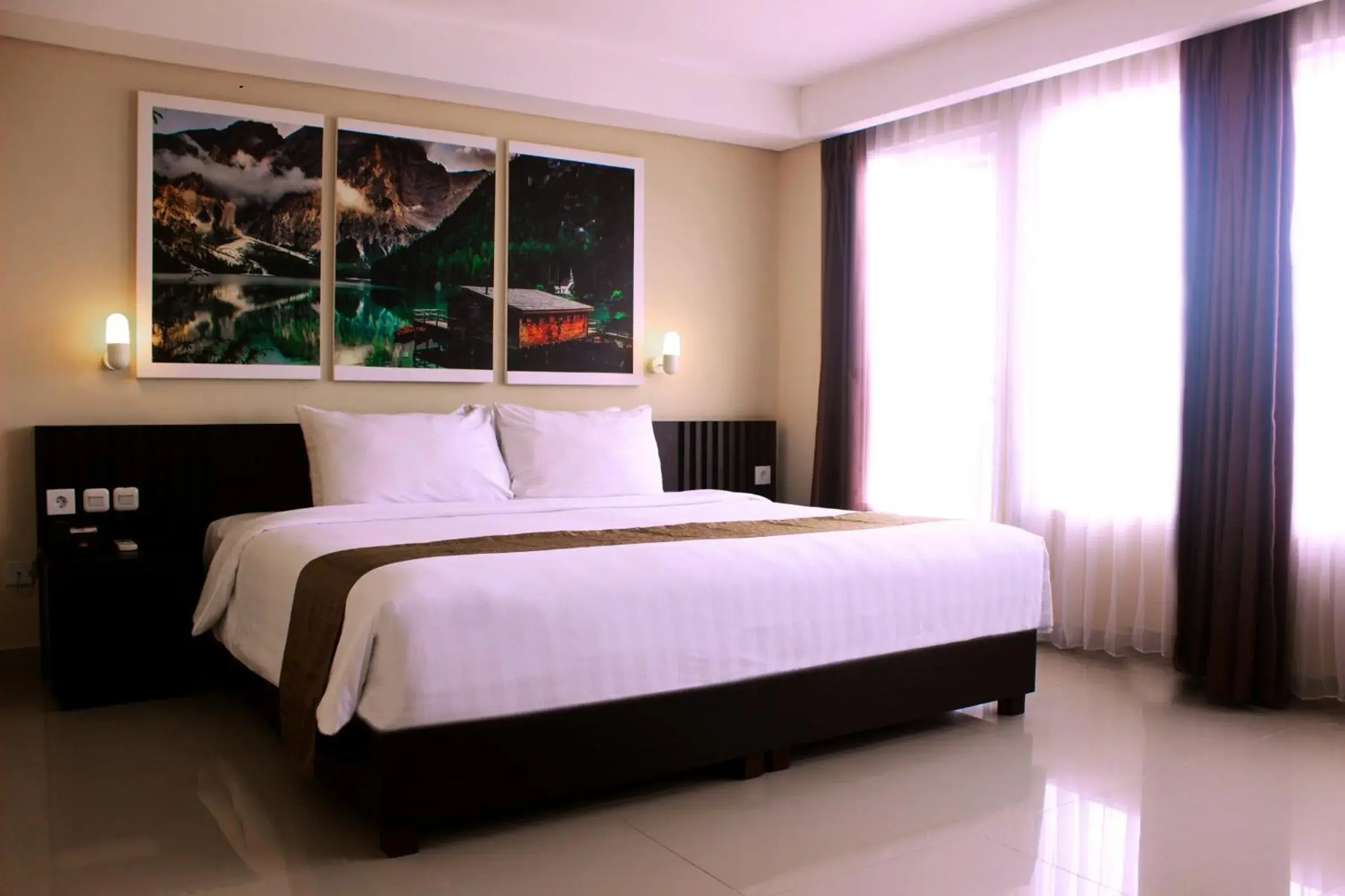 Bedroom, Bed in Merapi Merbabu Hotels