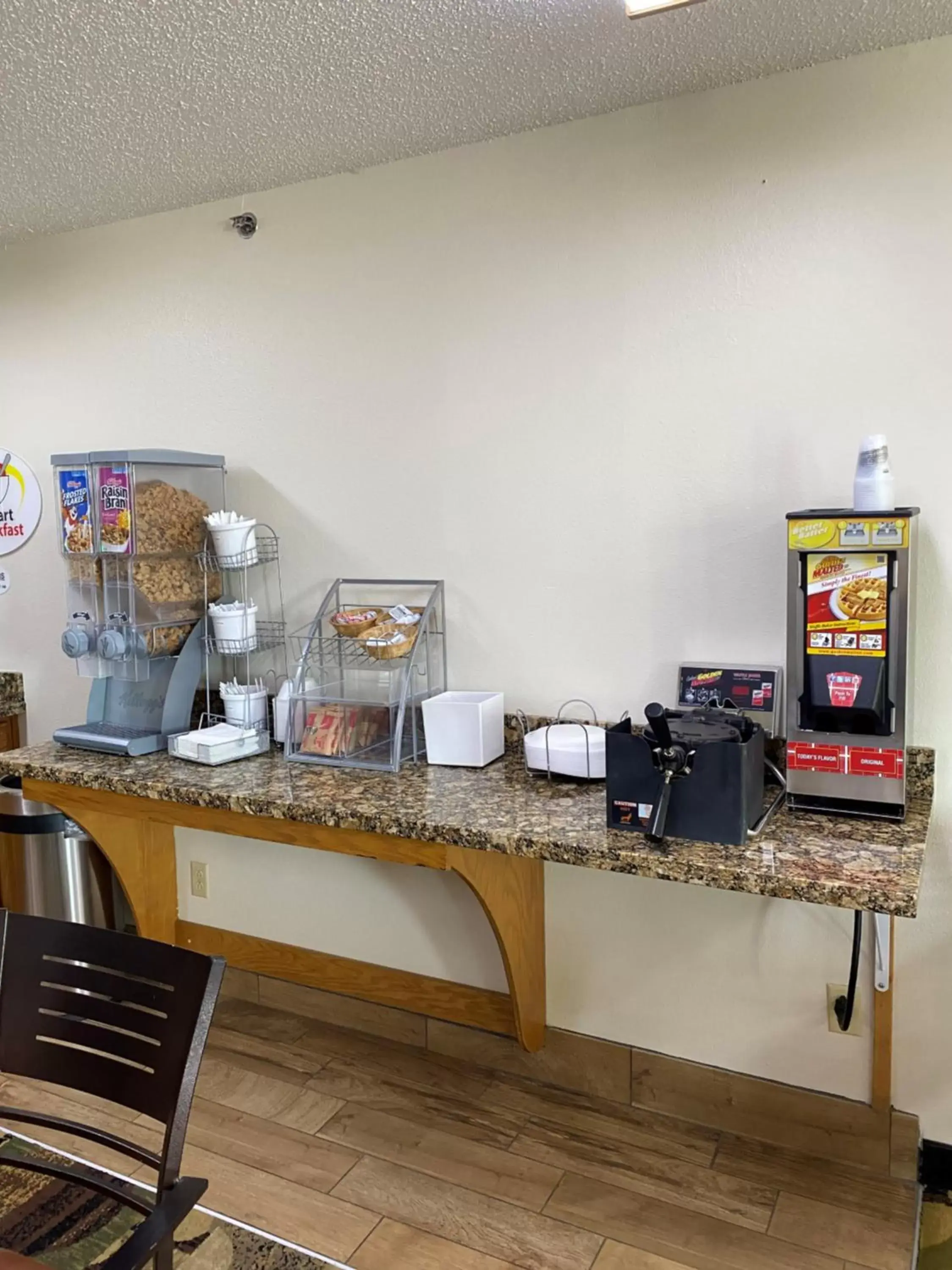 Continental breakfast in Super 8 by Wyndham Independence