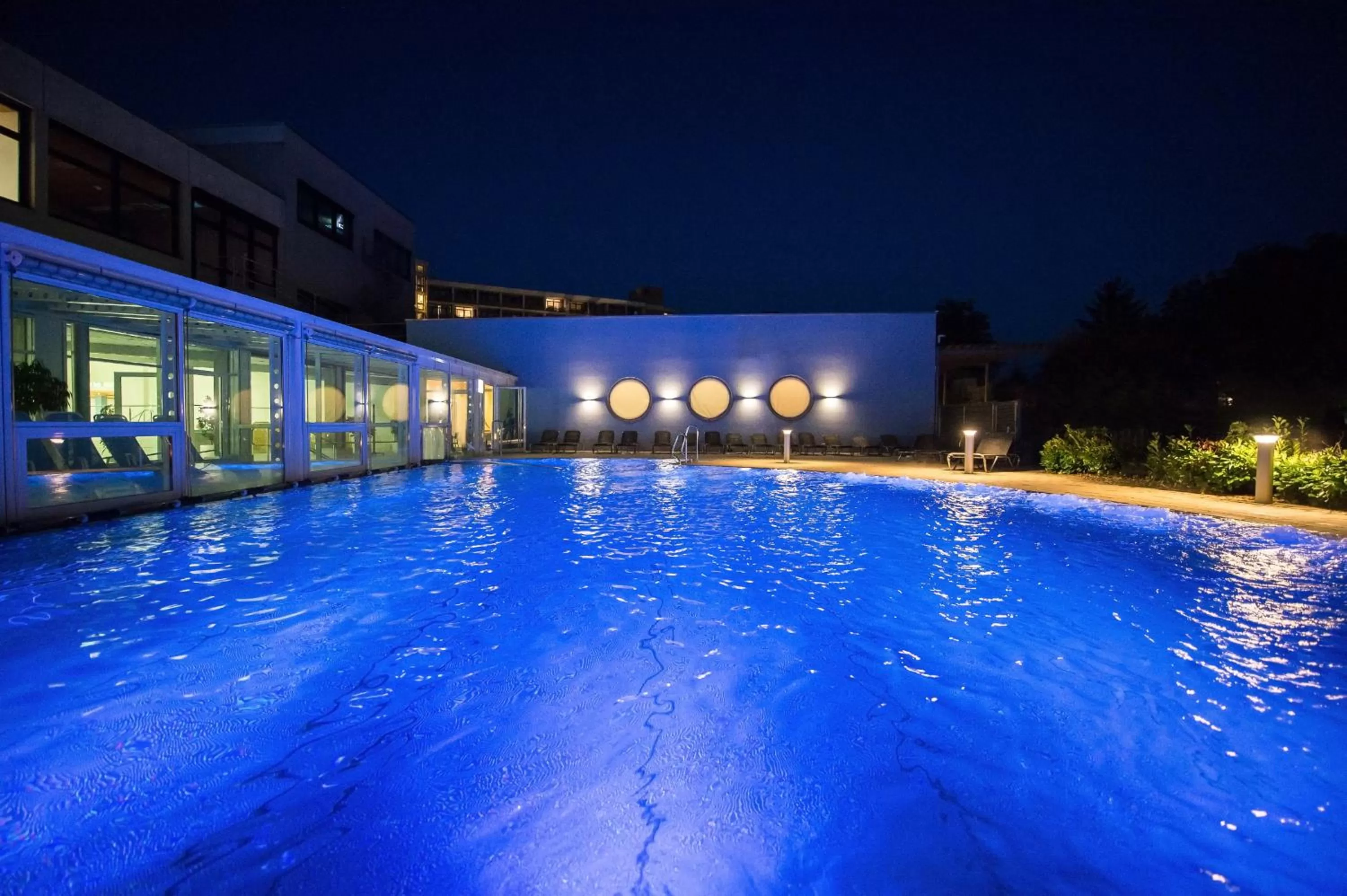 Hot Spring Bath in feelMOOR - Gesundresort Bad Wurzach
