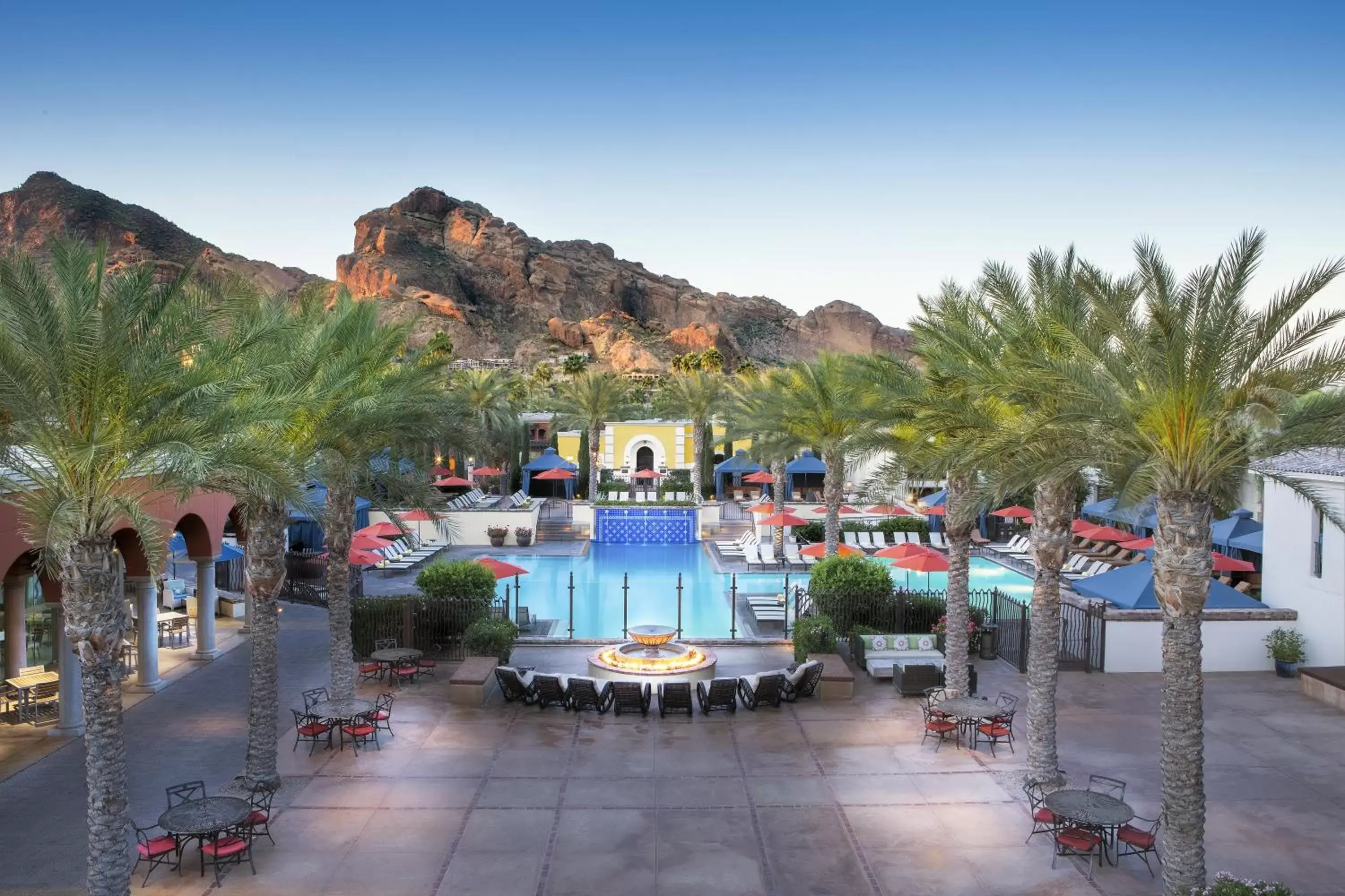 Property building, Restaurant/Places to Eat in Omni Scottsdale Resort & Spa at Montelucia