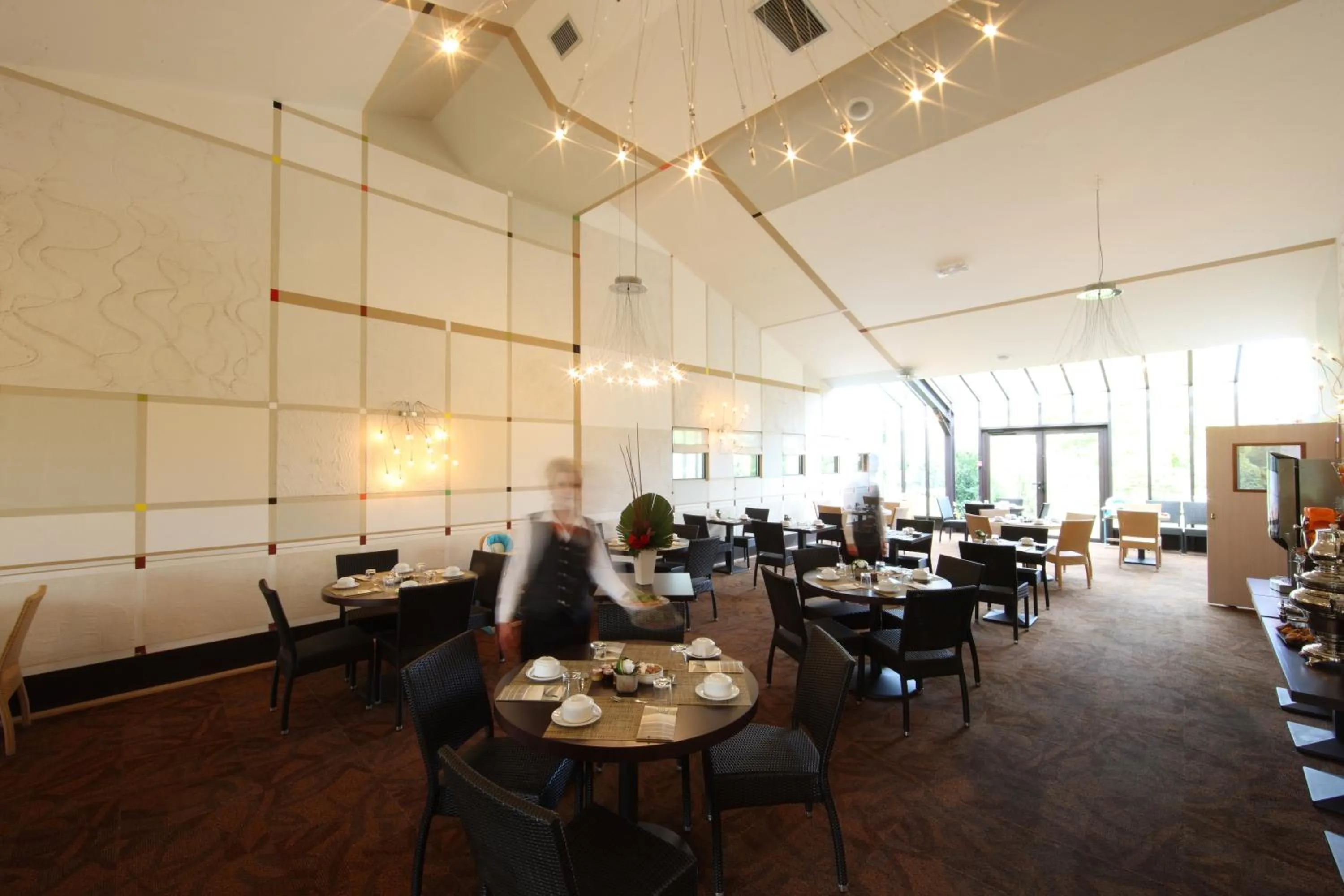 Buffet breakfast in Château de Pizay