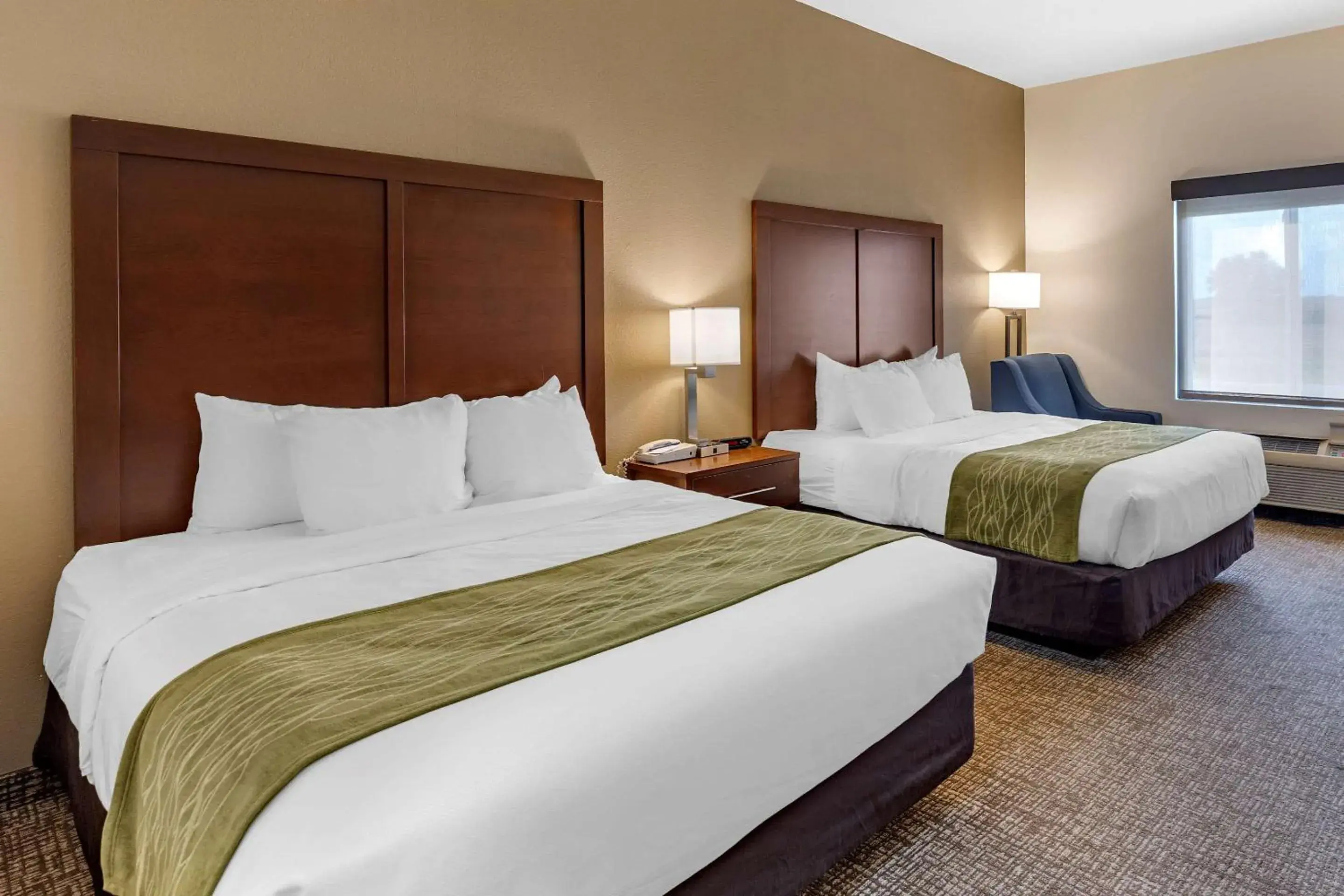 Bedroom, Bed in Comfort Inn & Suites Greenville I-70