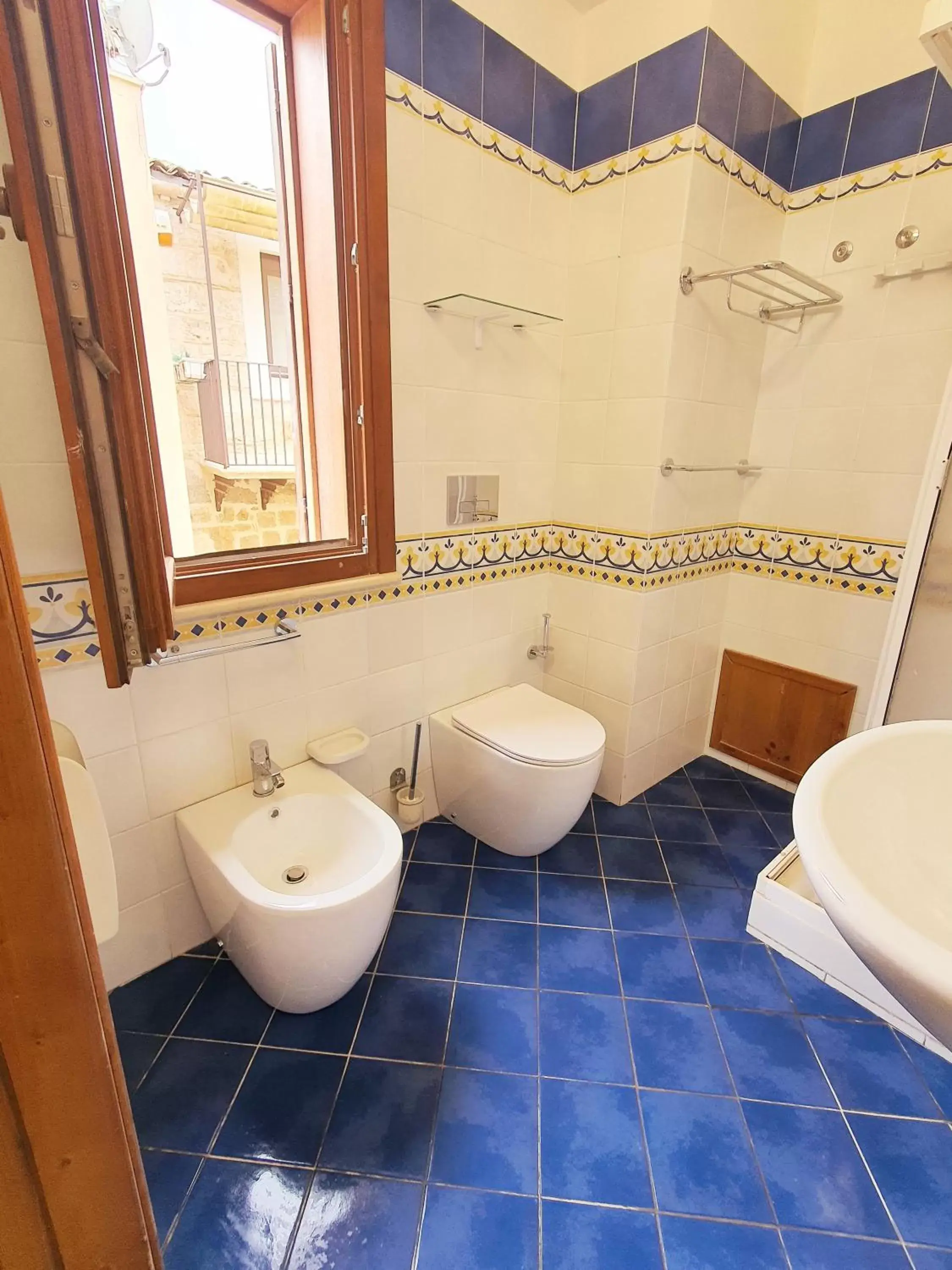 Toilet, Bathroom in Hotel Cala Marina