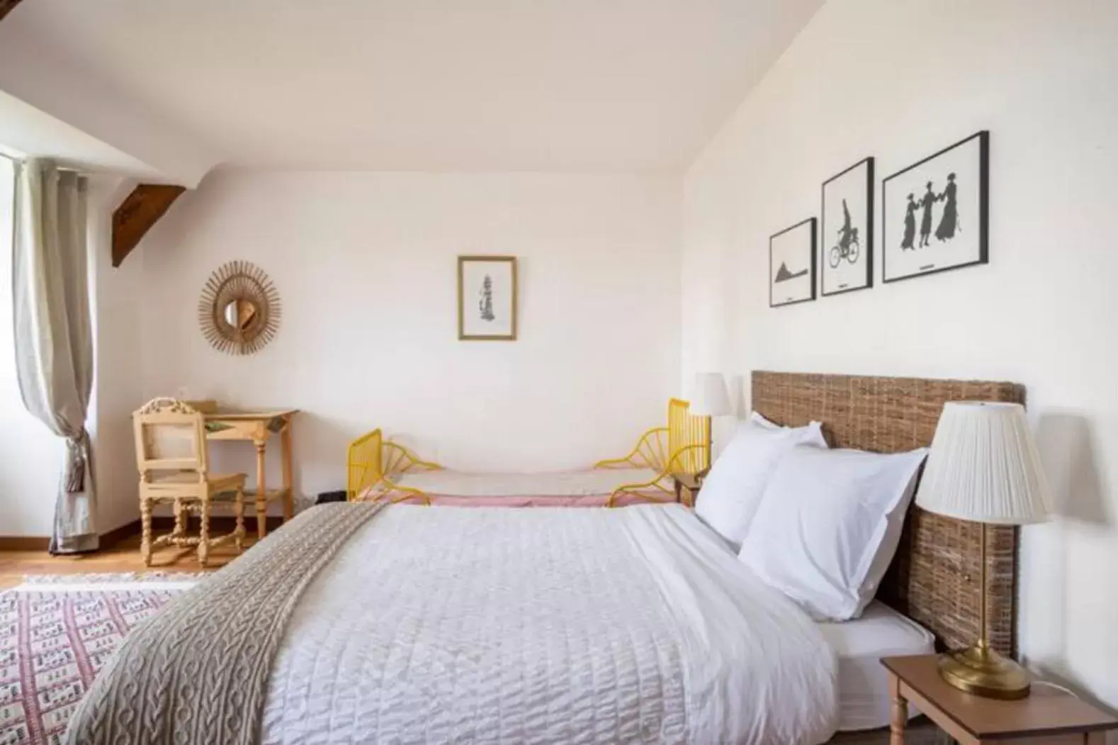 Bedroom, Bed in Bed and Breakfast Saultchevreuil, au Mont Saint Michel