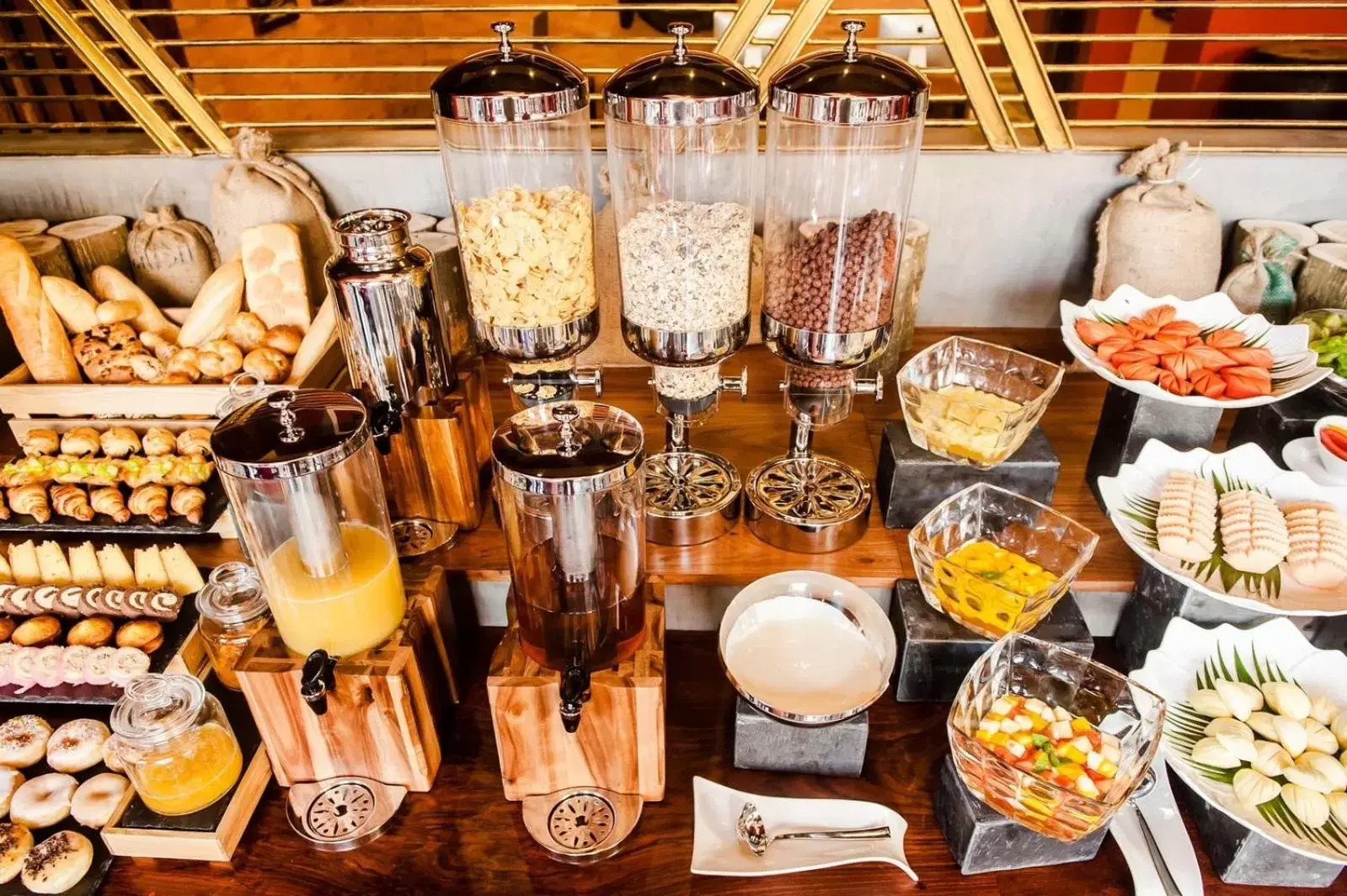 Restaurant/places to eat in Golden Temple Retreat Restaurant/places to eat in Golden Temple Retreat