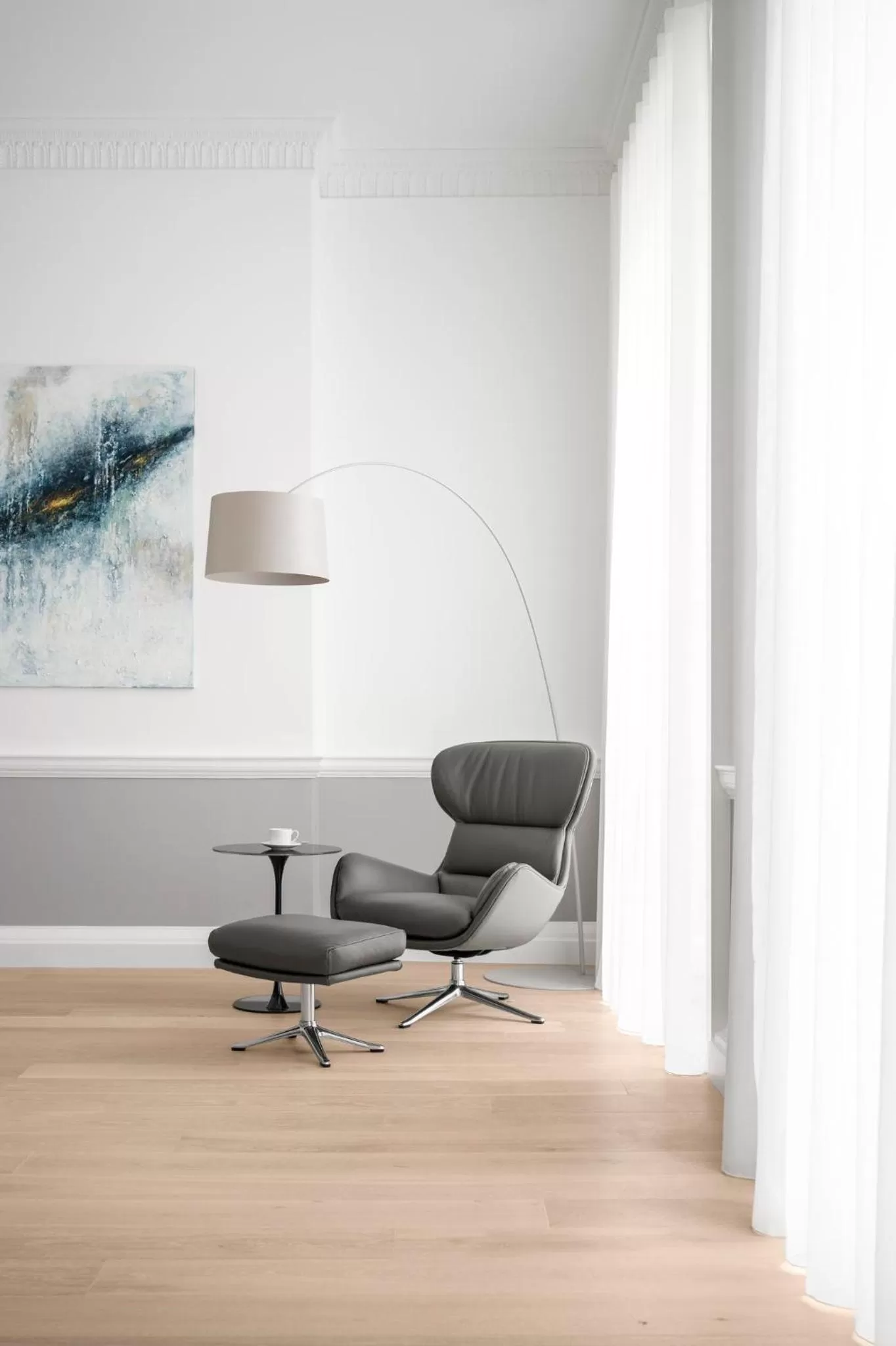 Photo of the whole room in COMO Metropolitan London