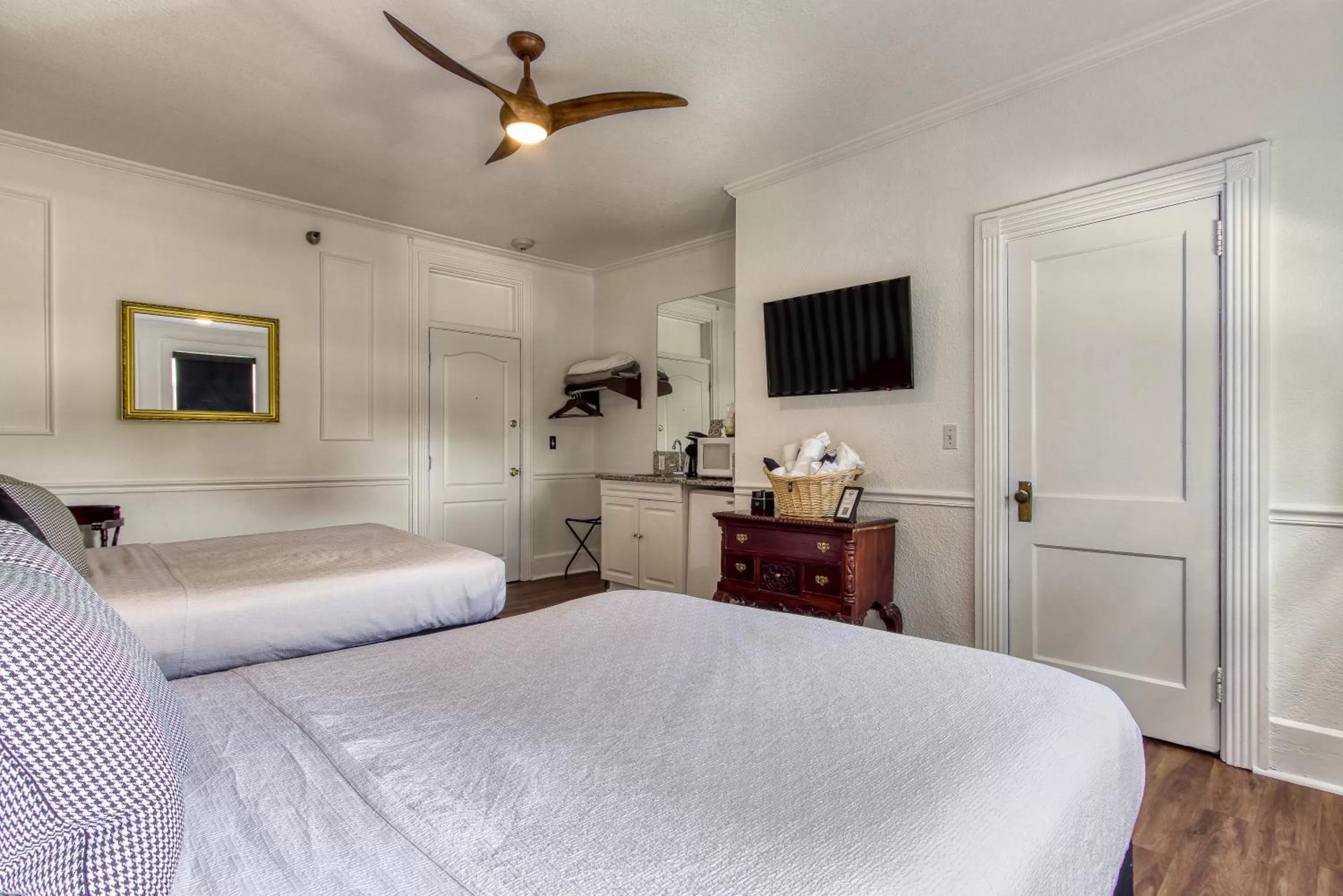 Photo of the whole room in New Hotel Collection Downtown St Pete