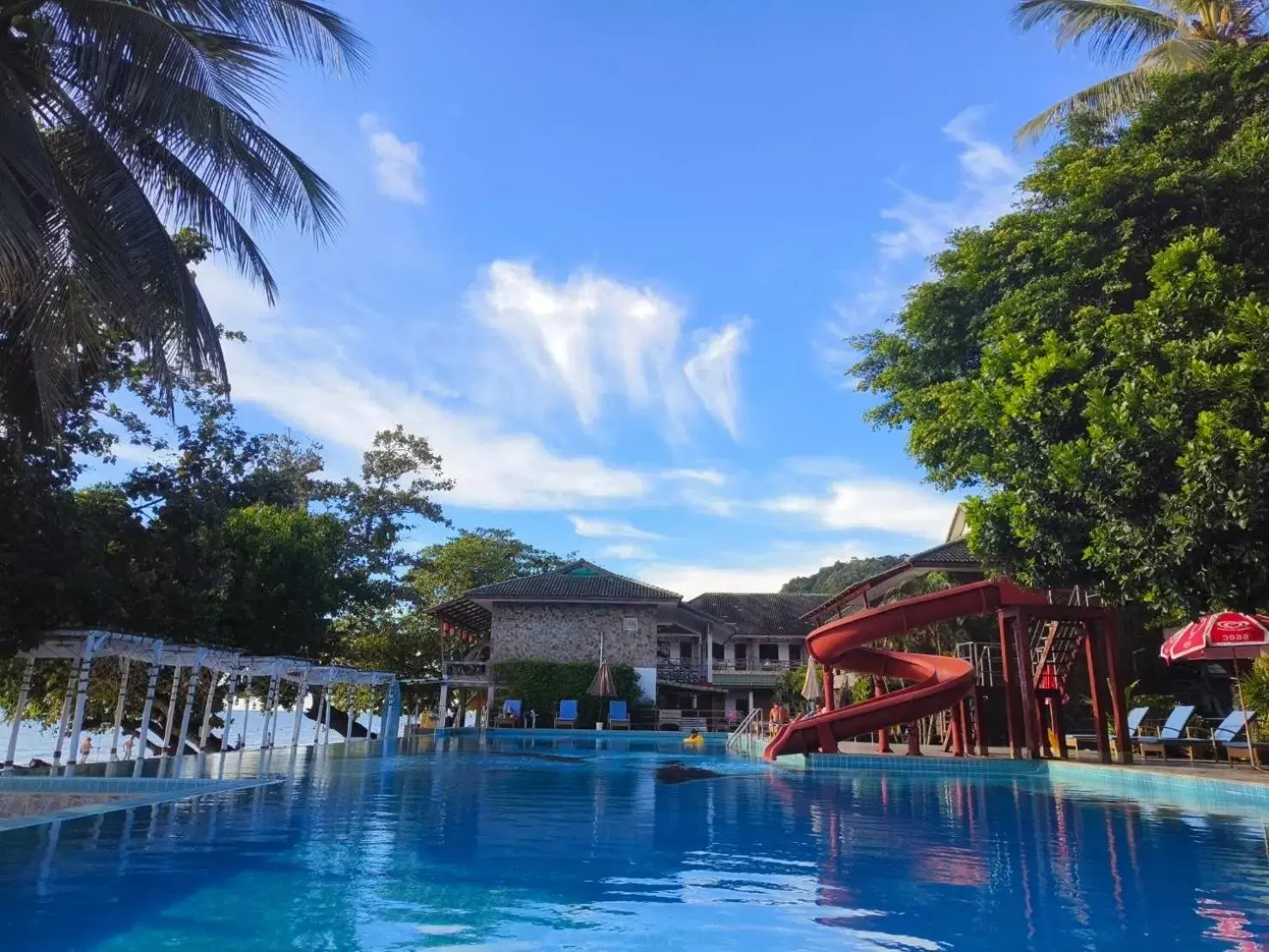 Swimming Pool in Koh Chang Lagoon Princess