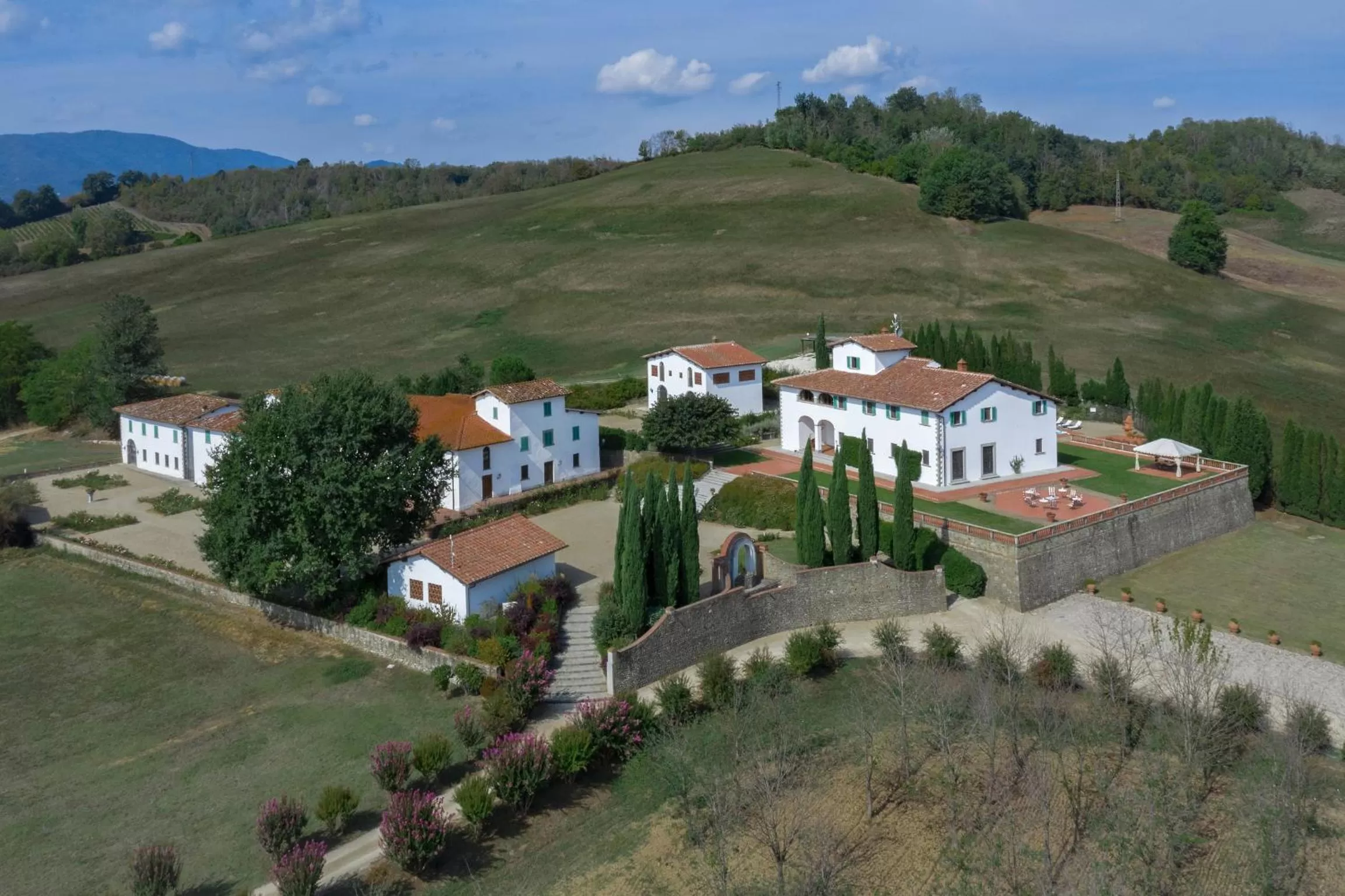 Bird's eye view in Viesca Toscana Suites & Villas