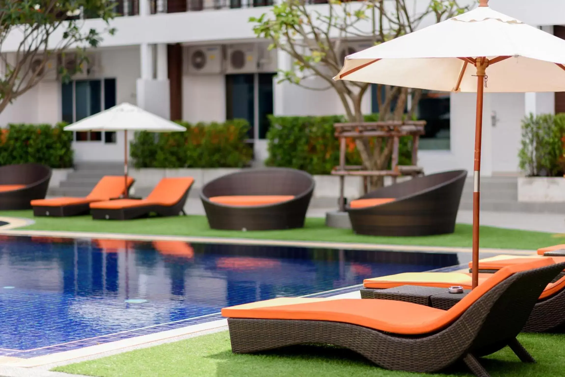 Activities, Swimming Pool in FX Hotel Pattaya