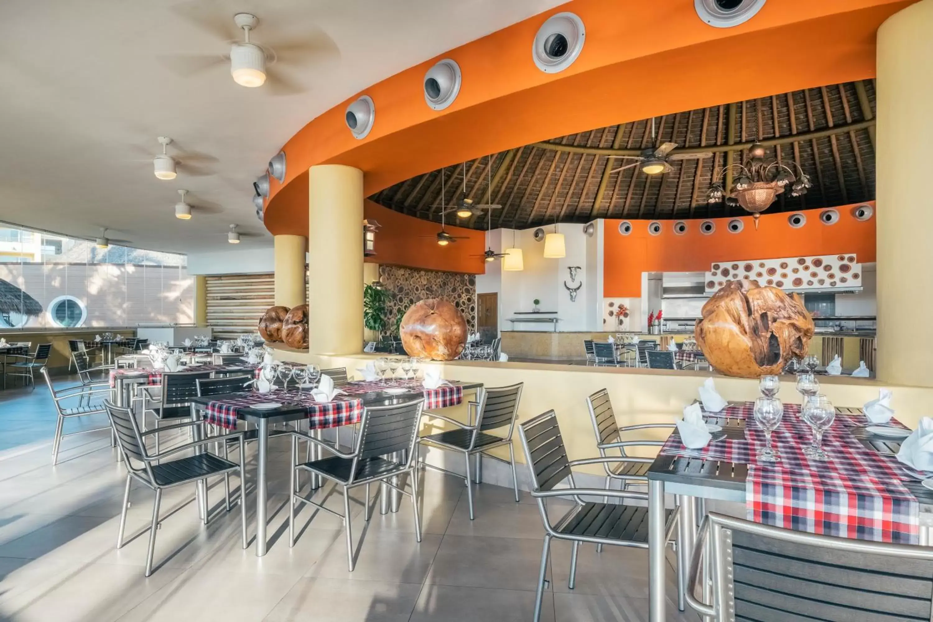 Restaurant/Places to Eat in Iberostar Selection Playa Mita