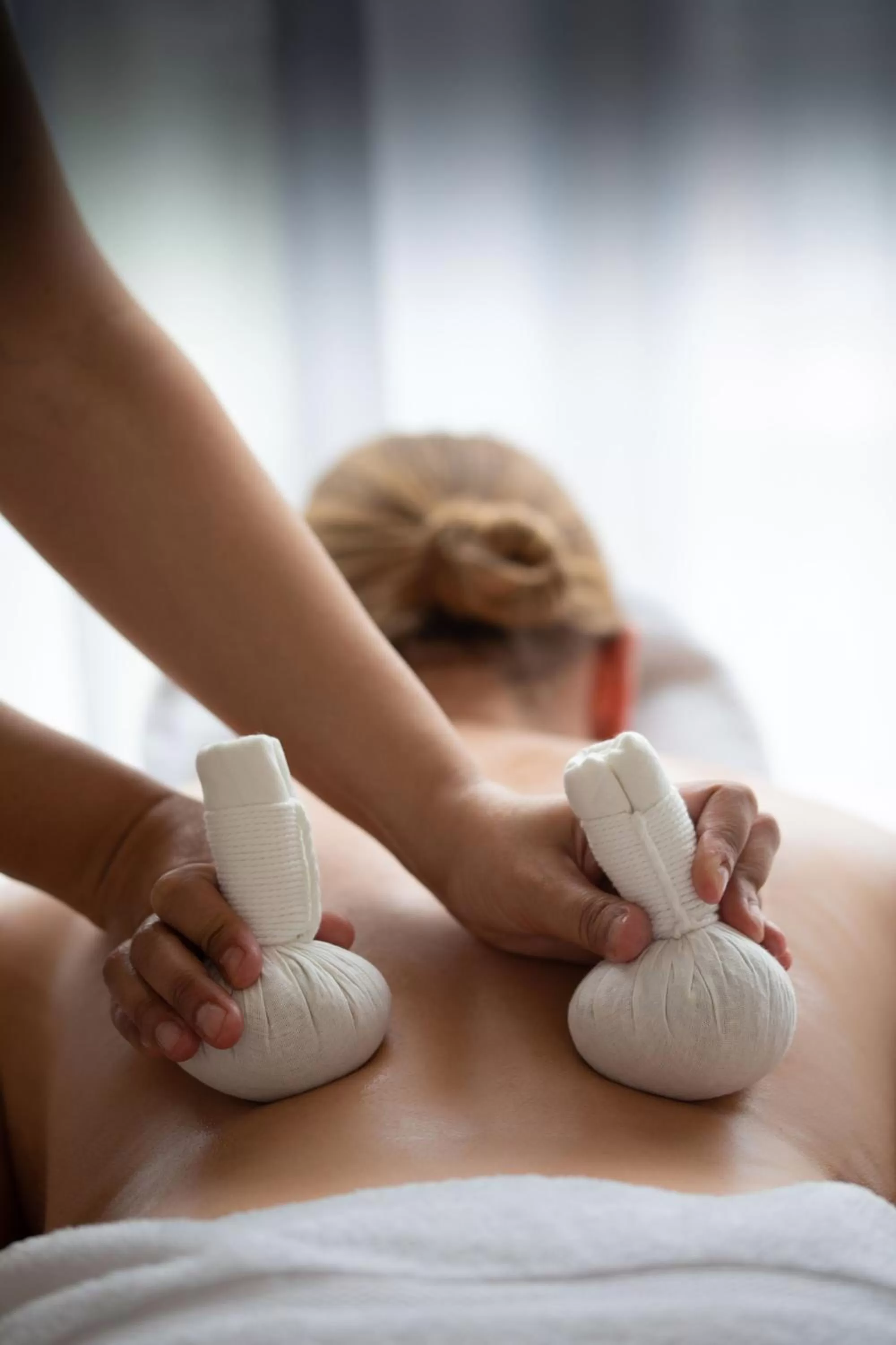 Massage in The Roseate Reading