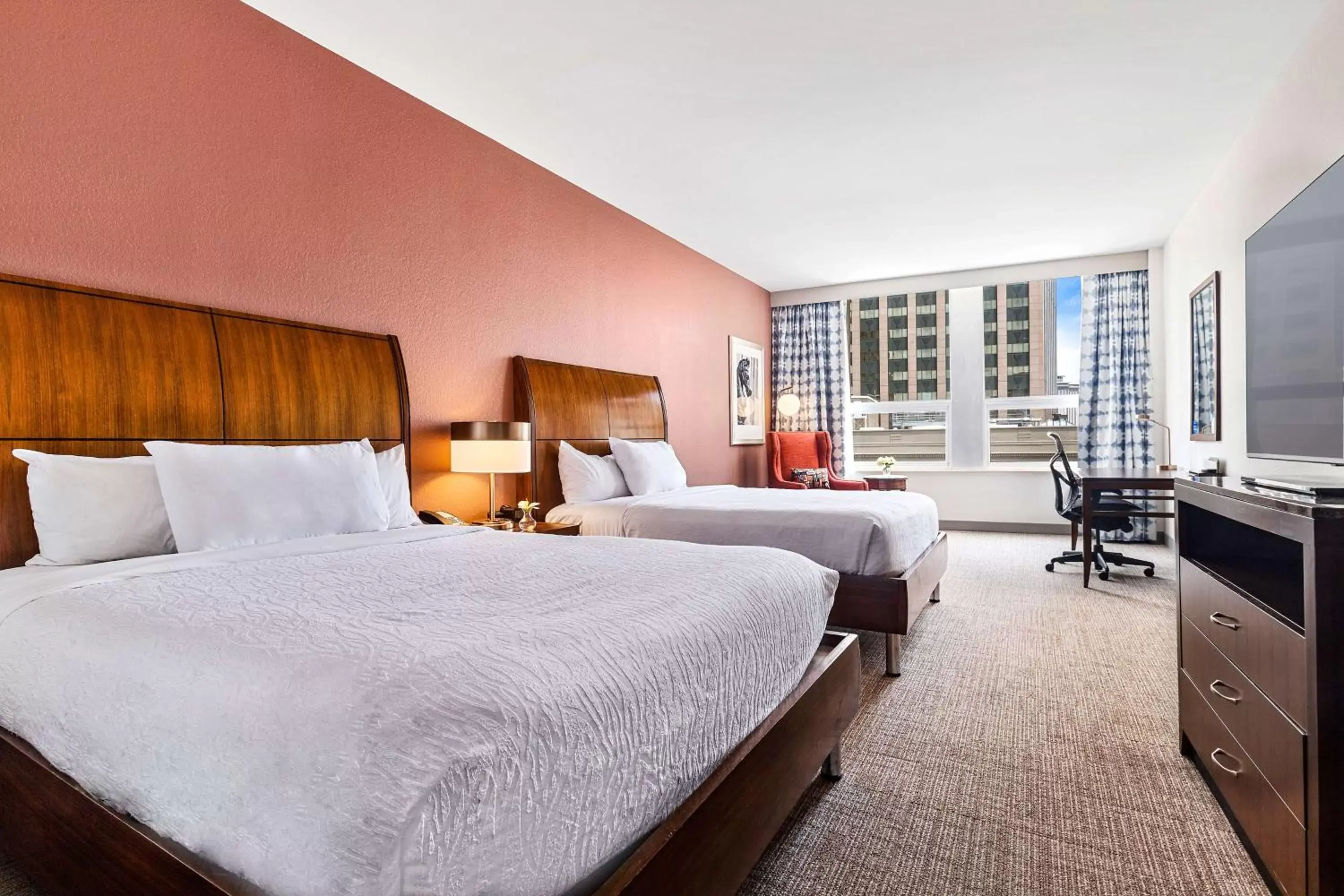 Bedroom, Bed in Hilton Garden Inn New Orleans French Quarter/CBD