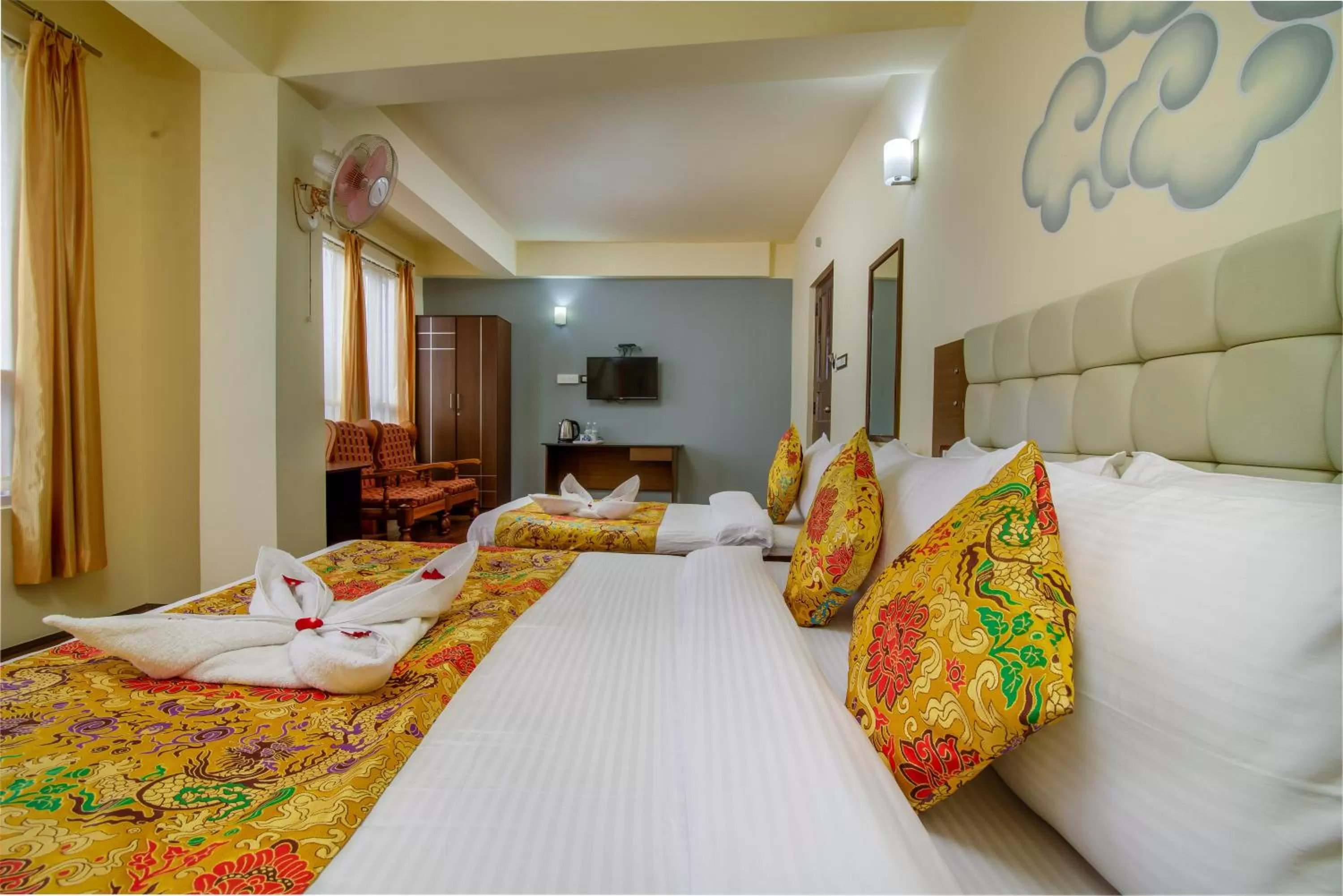 Bedroom, Bed in Muscatel Grand Silkroute - 300 Mts from MG Marg