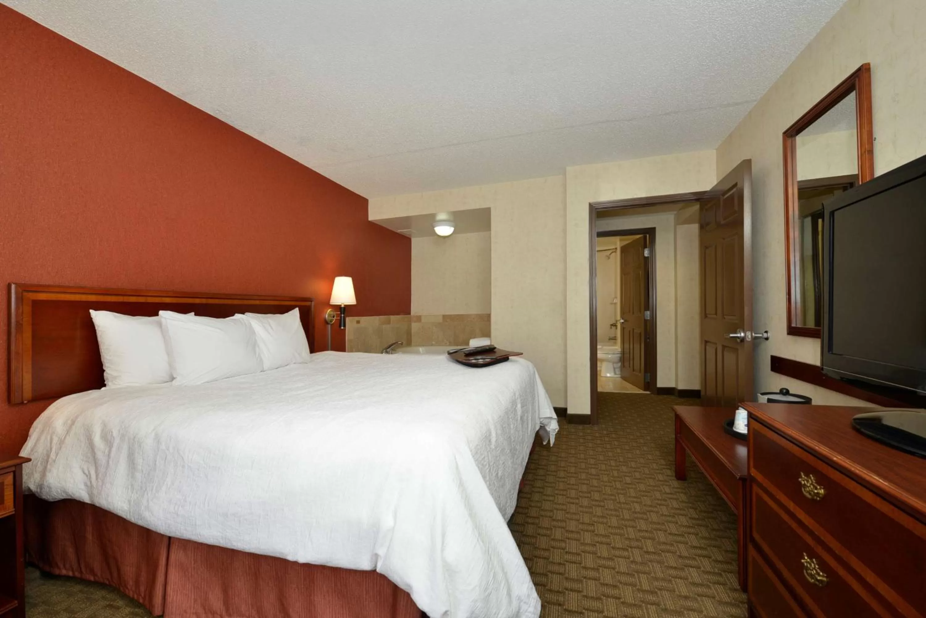 One-Bedroom King Suite with Spa Bath - Non-Smoking in Hampton Inn East Aurora