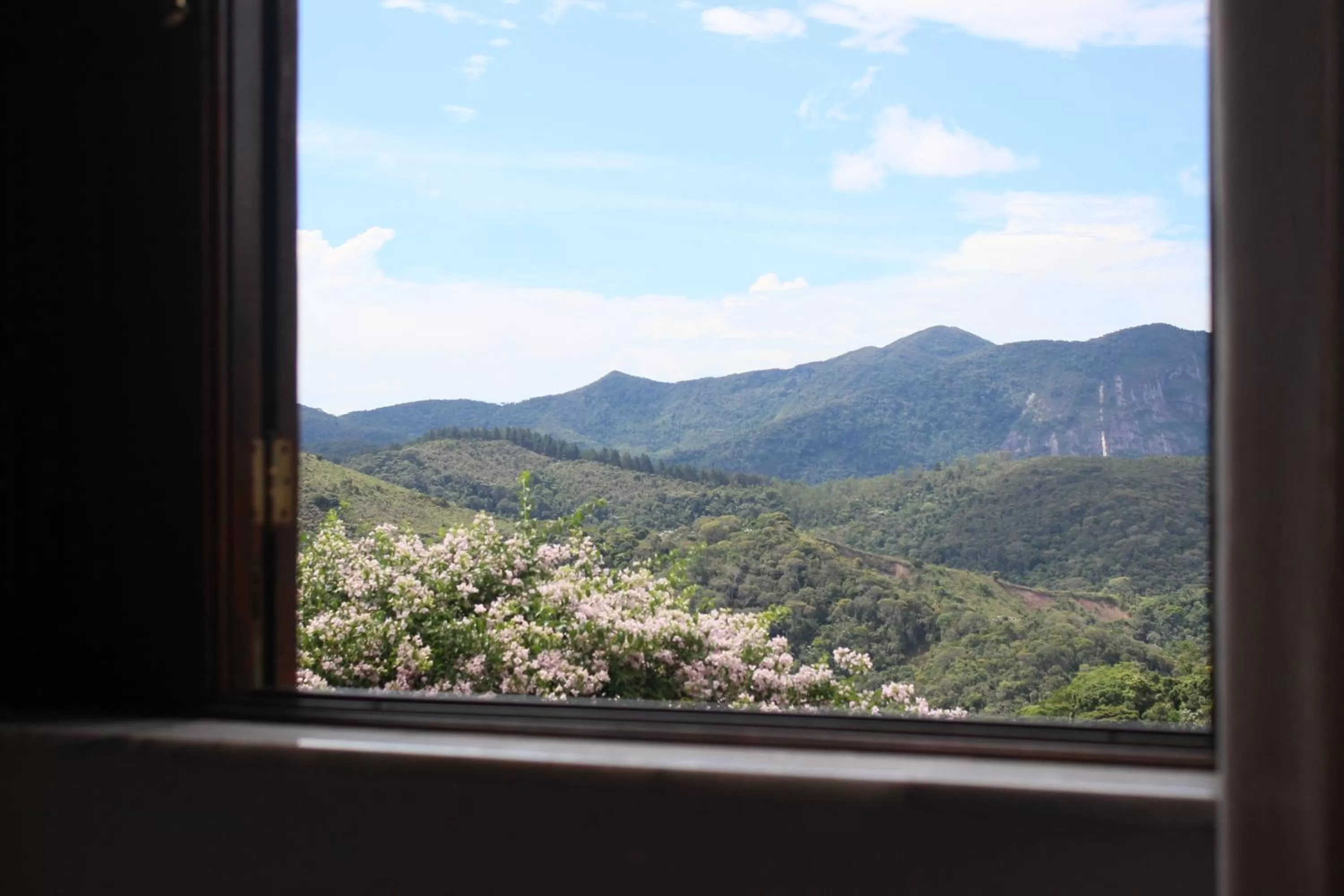 Mountain view in Pousada R.N.C. Nosso Paraíso