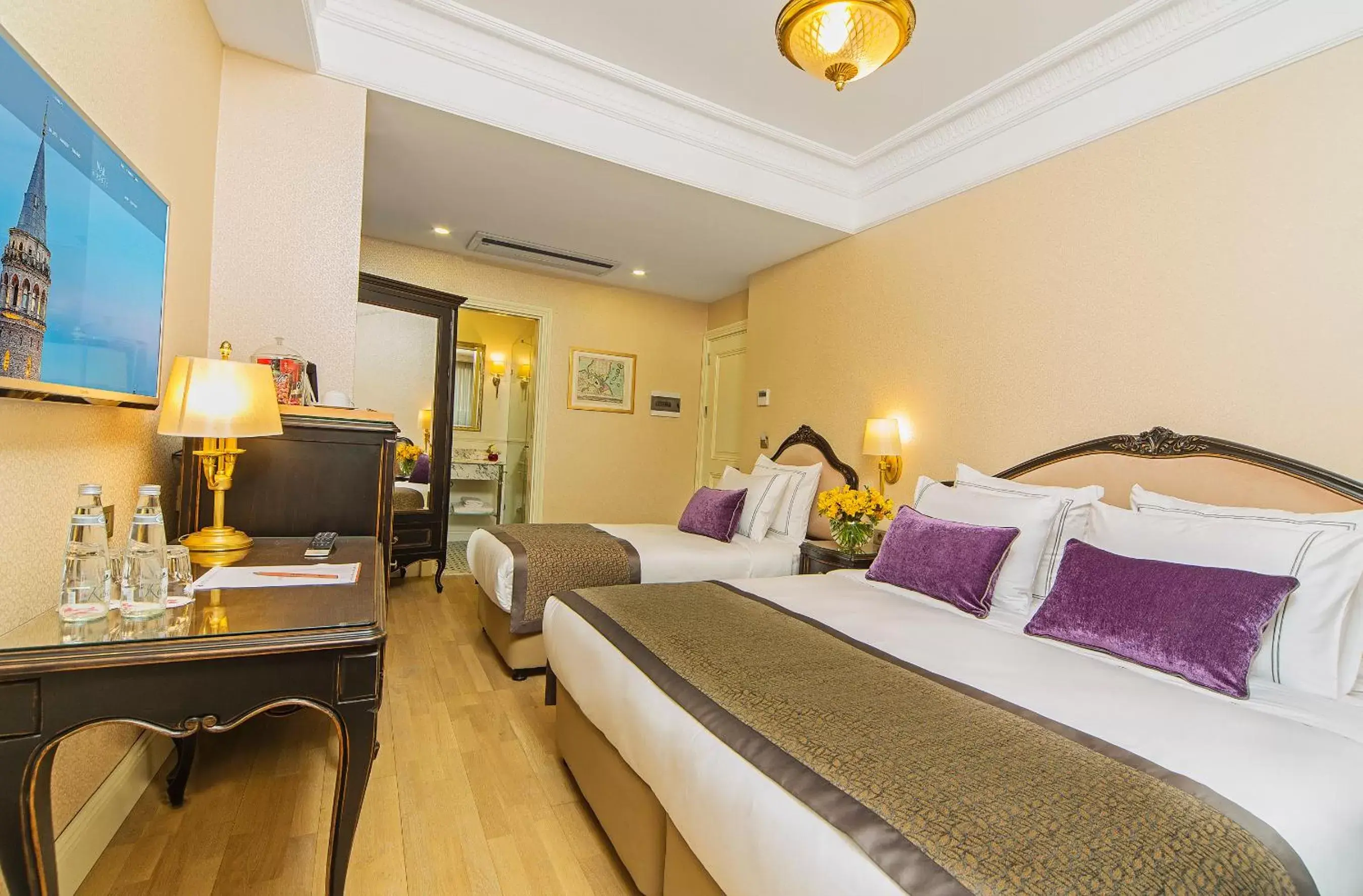 Bedroom in Meroddi Bagdatliyan Hotel