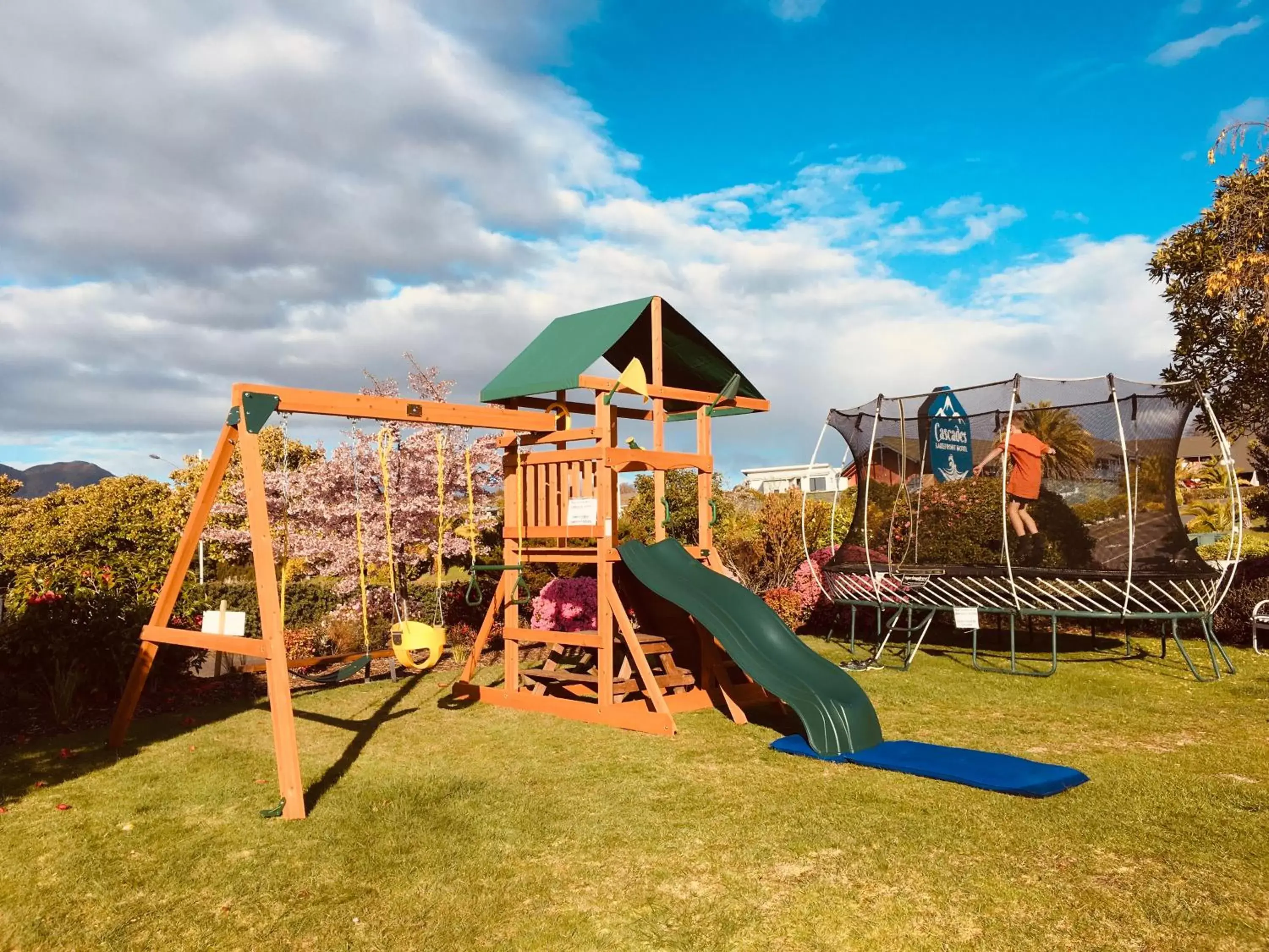 Children play ground, Children's Play Area in Cascades Lakefront Motel