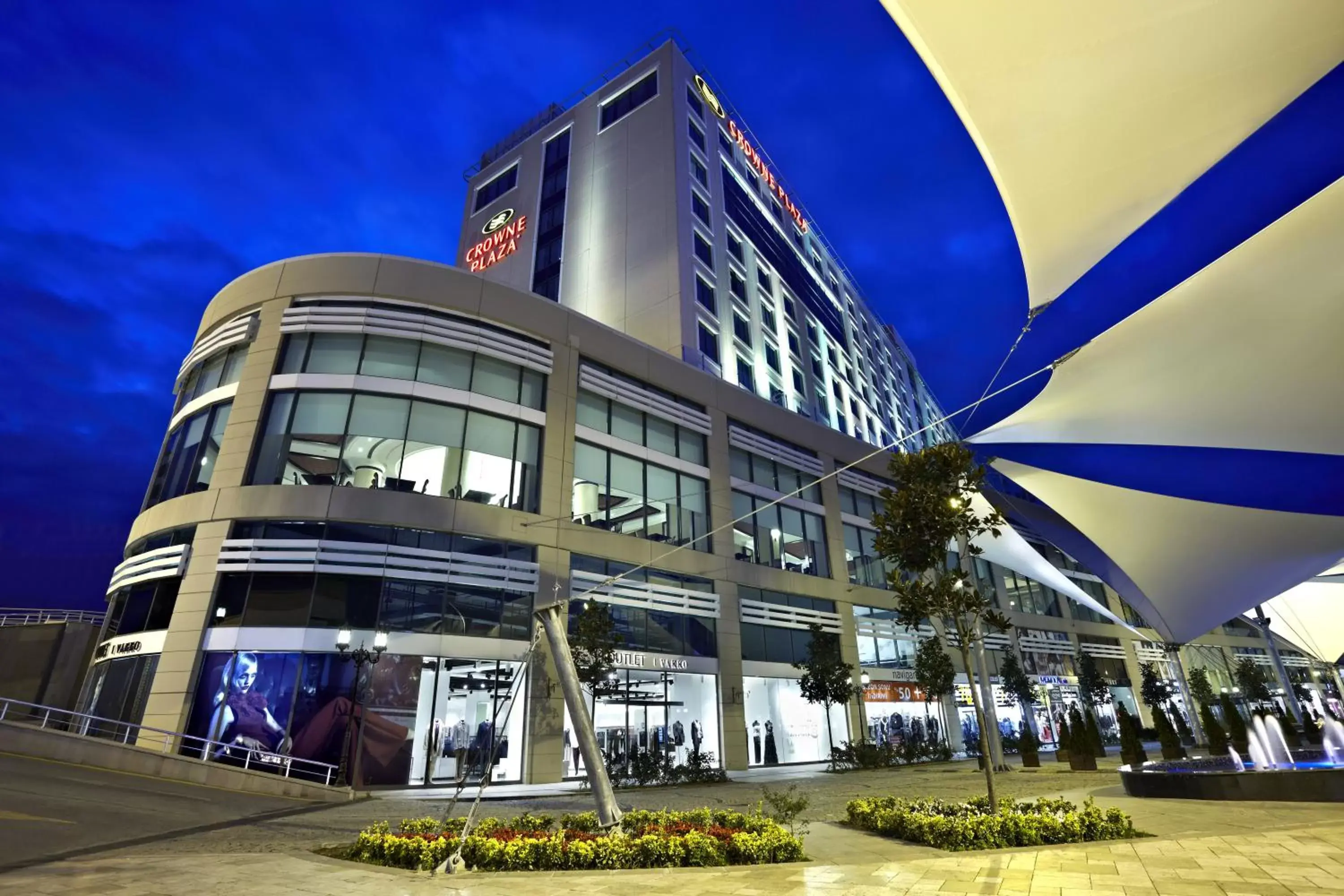 Property Building in Crowne Plaza Istanbul Asia, an IHG Hotel