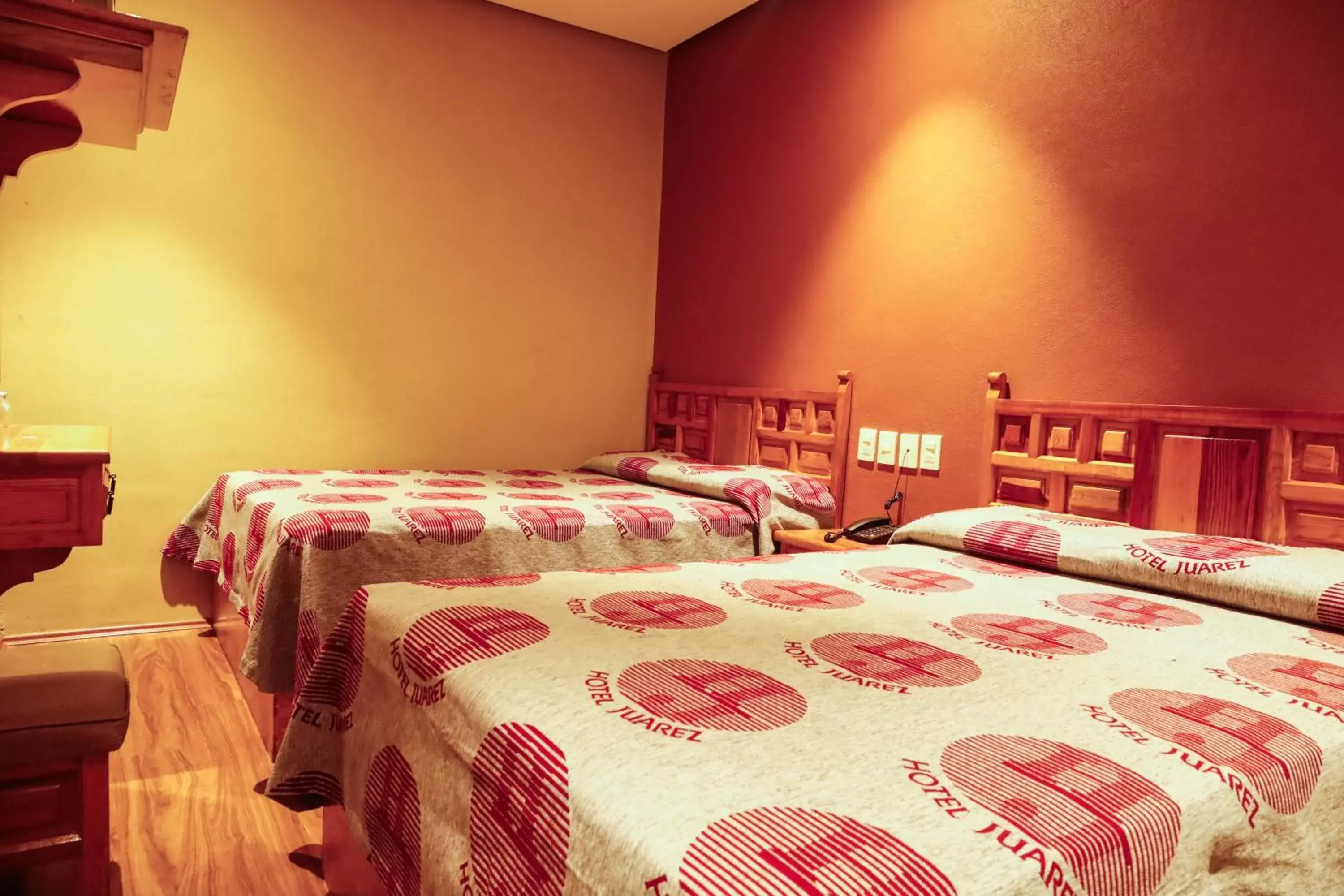 Bedroom, Bed in Hotel Juarez