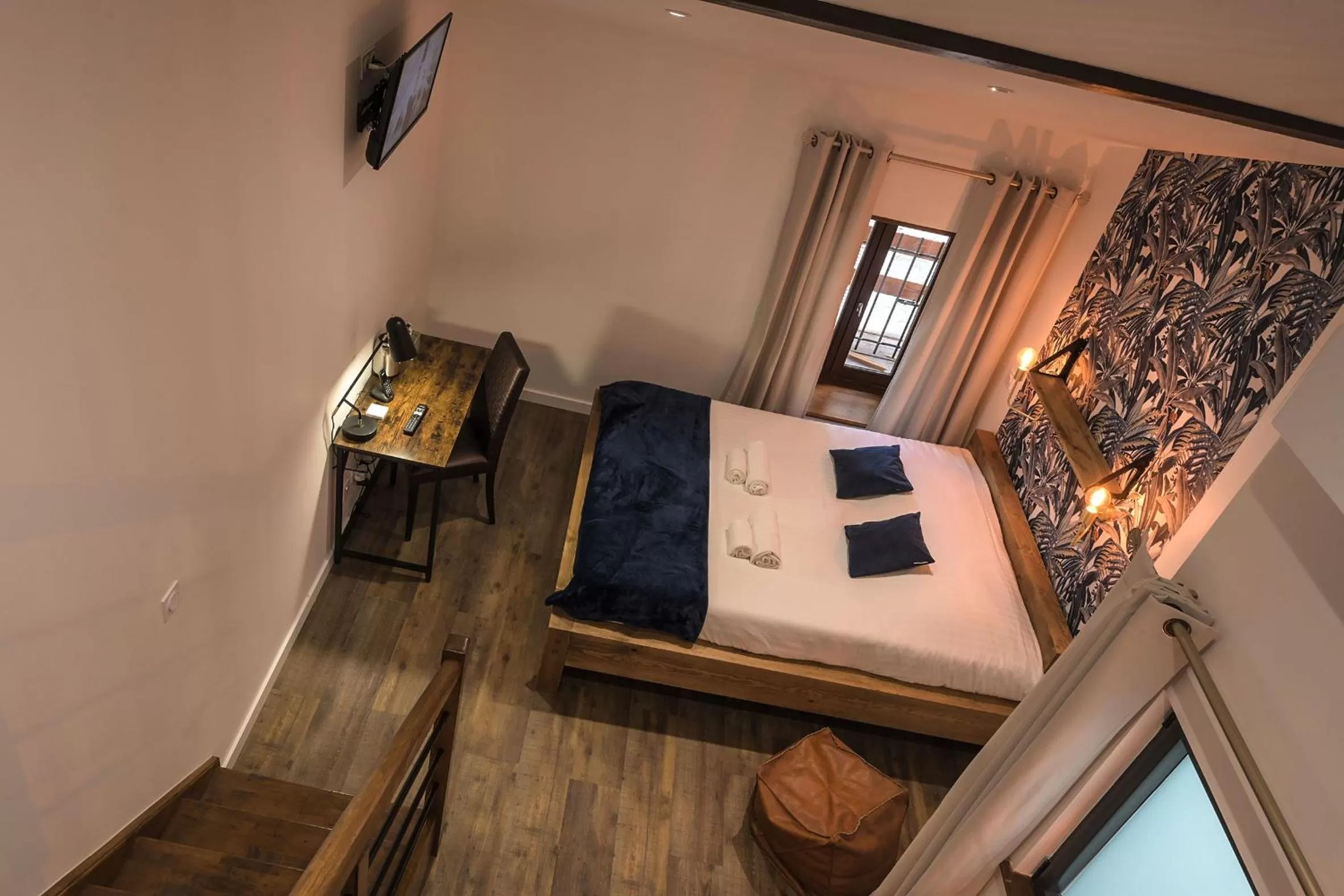 Bed in Hotel De La Croisée