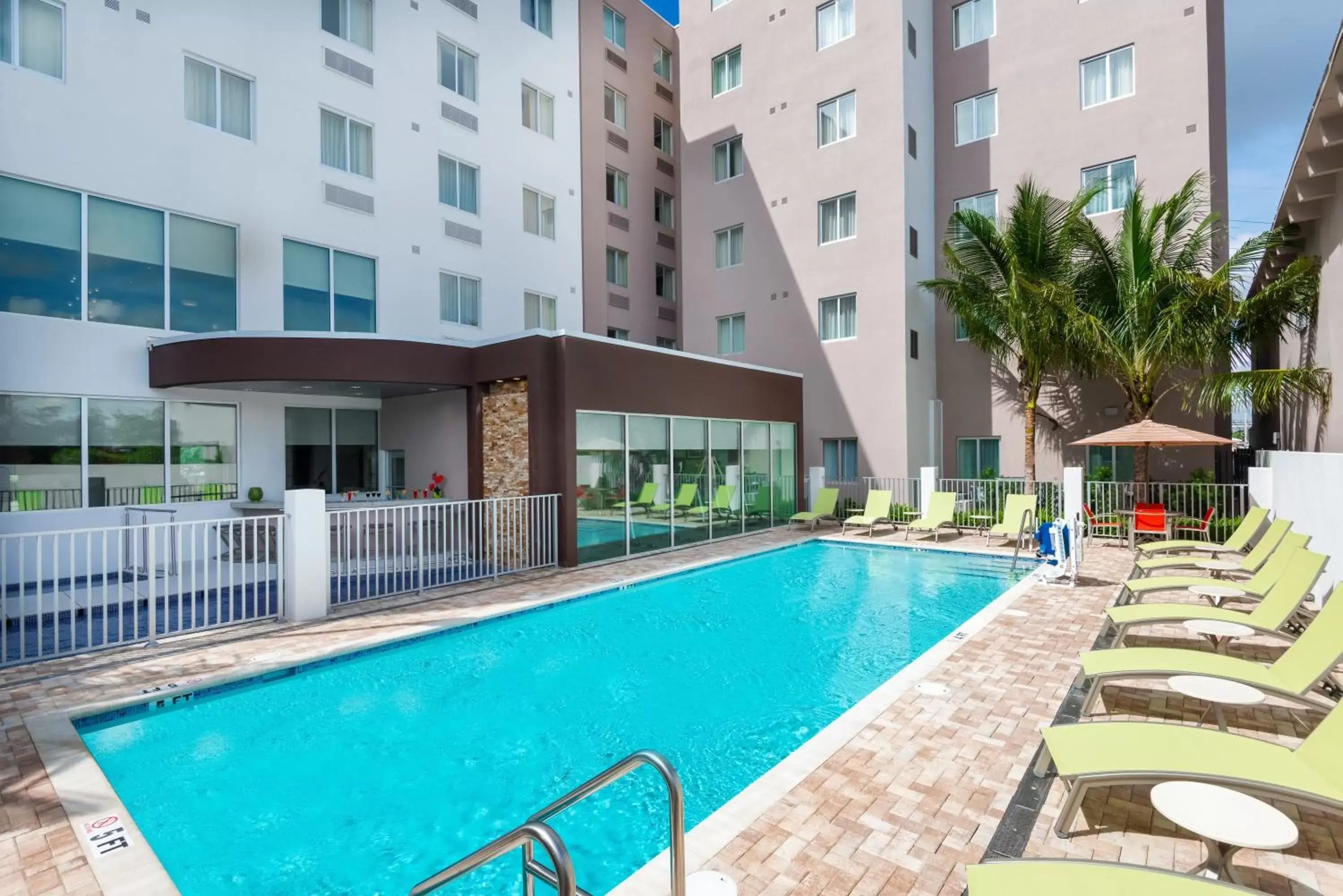 Swimming Pool in Staybridge Suites - Miami International Airport, an IHG Hotel