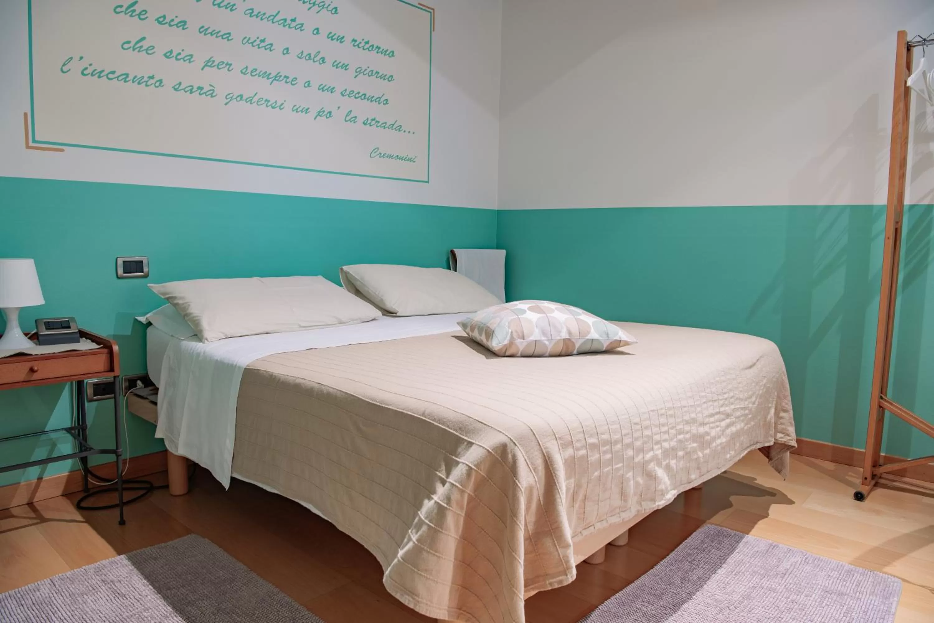 Bedroom, Bed in Rosa del Grappa