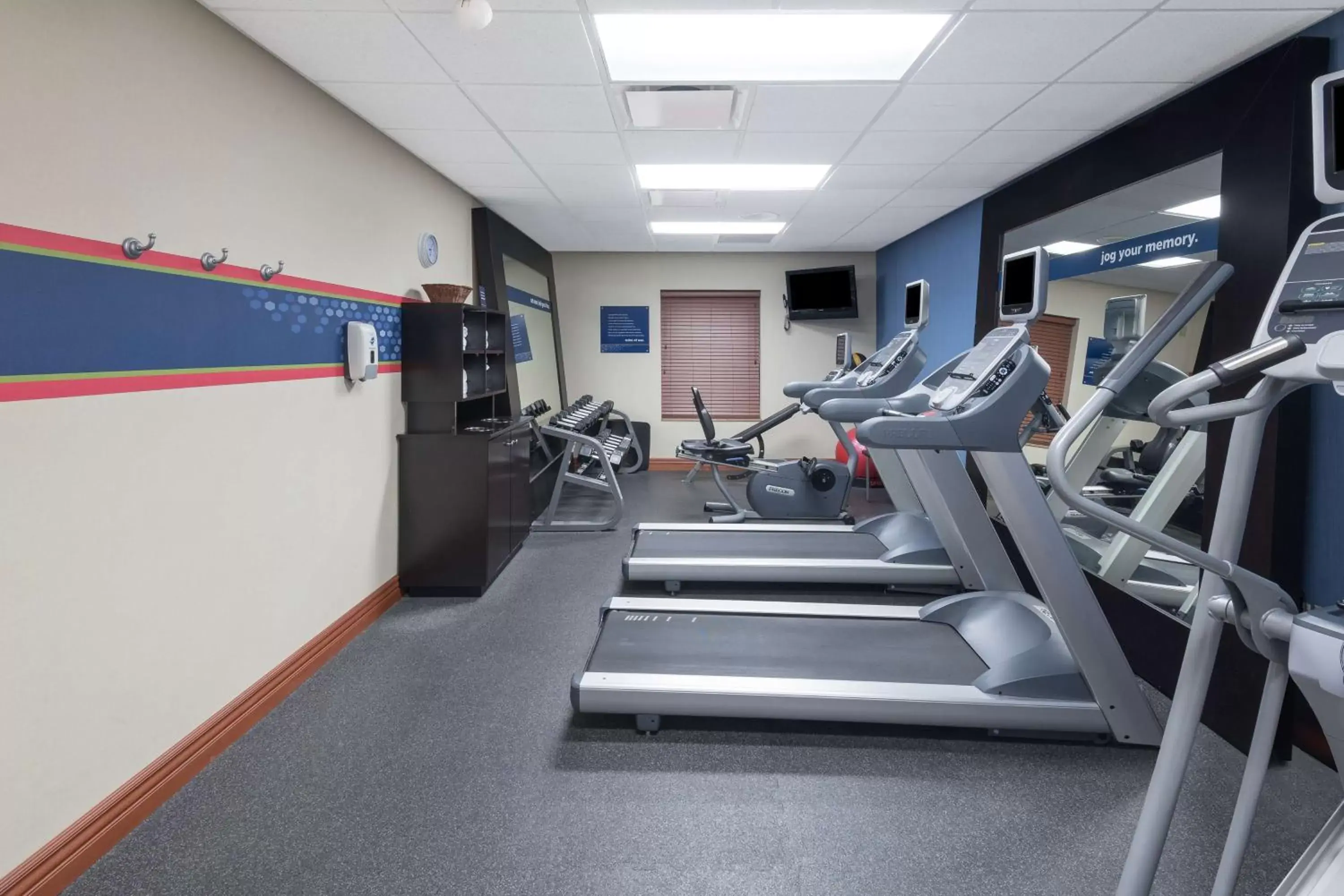 Fitness centre/facilities, Fitness Center/Facilities in Hampton Inn Bellevue