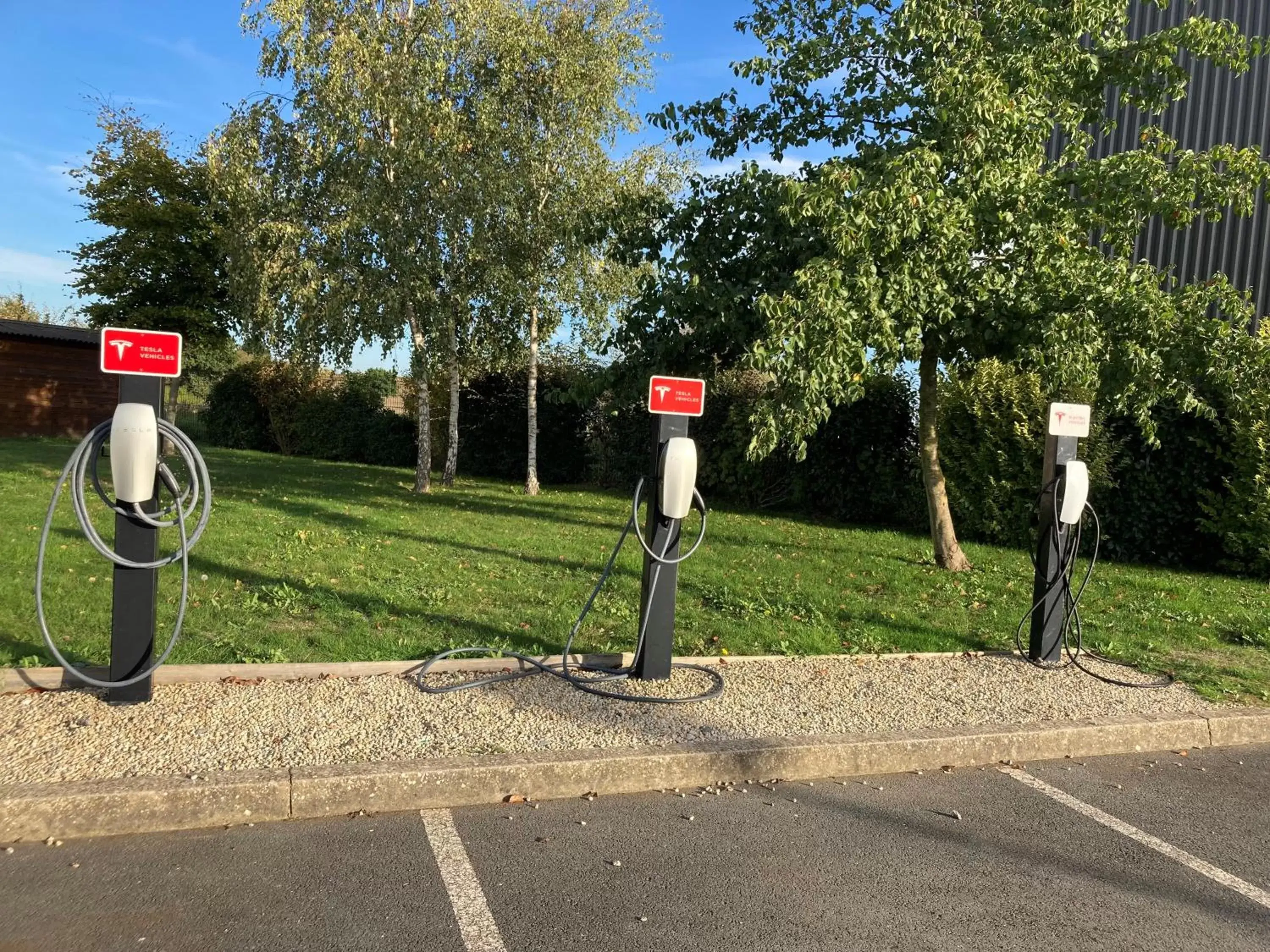 Parking in Kyriad Dol-de-Bretagne