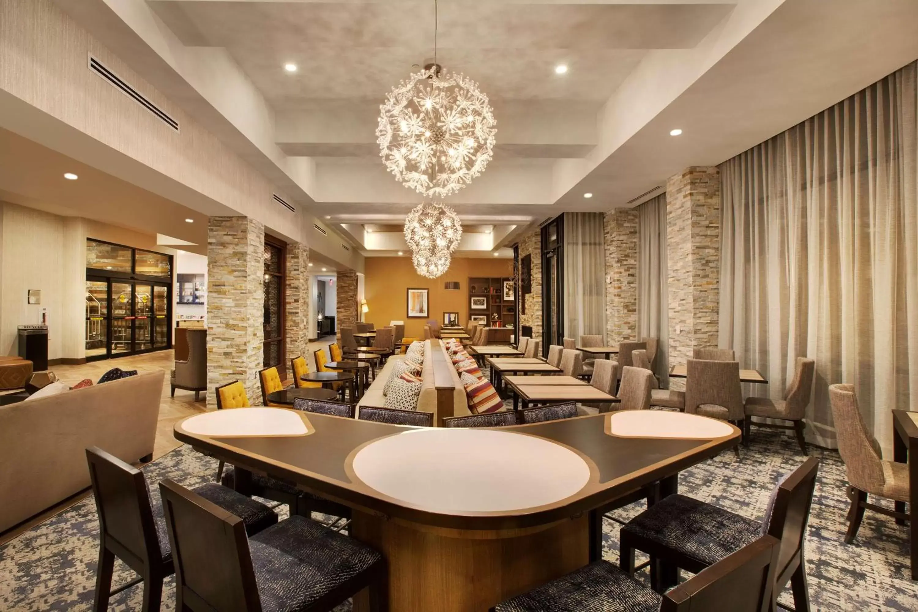 Breakfast, Restaurant/Places to Eat in Homewood Suites By Hilton Louisville Downtown