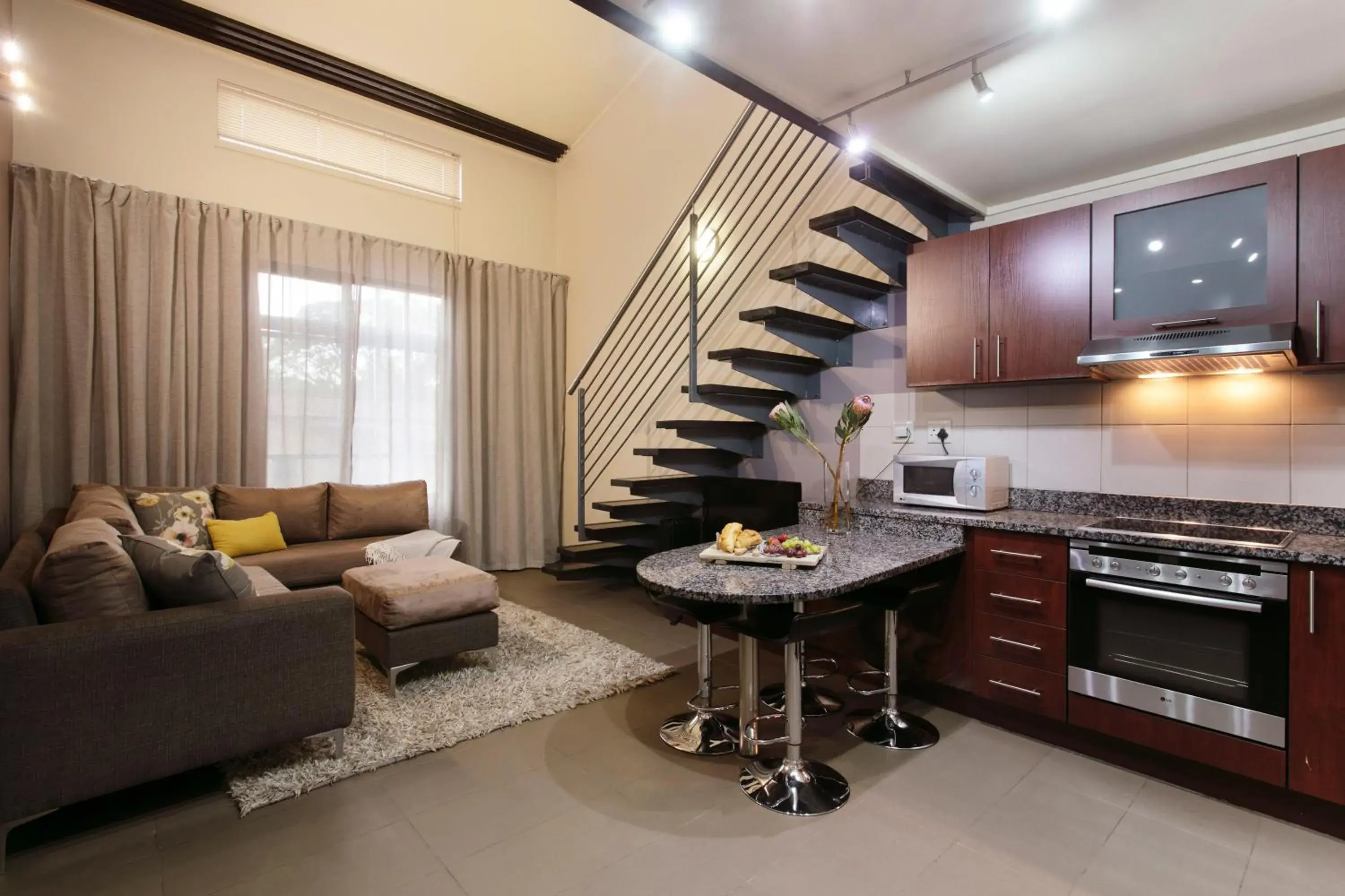 Living room, Seating Area in Absolute Farenden Apartments