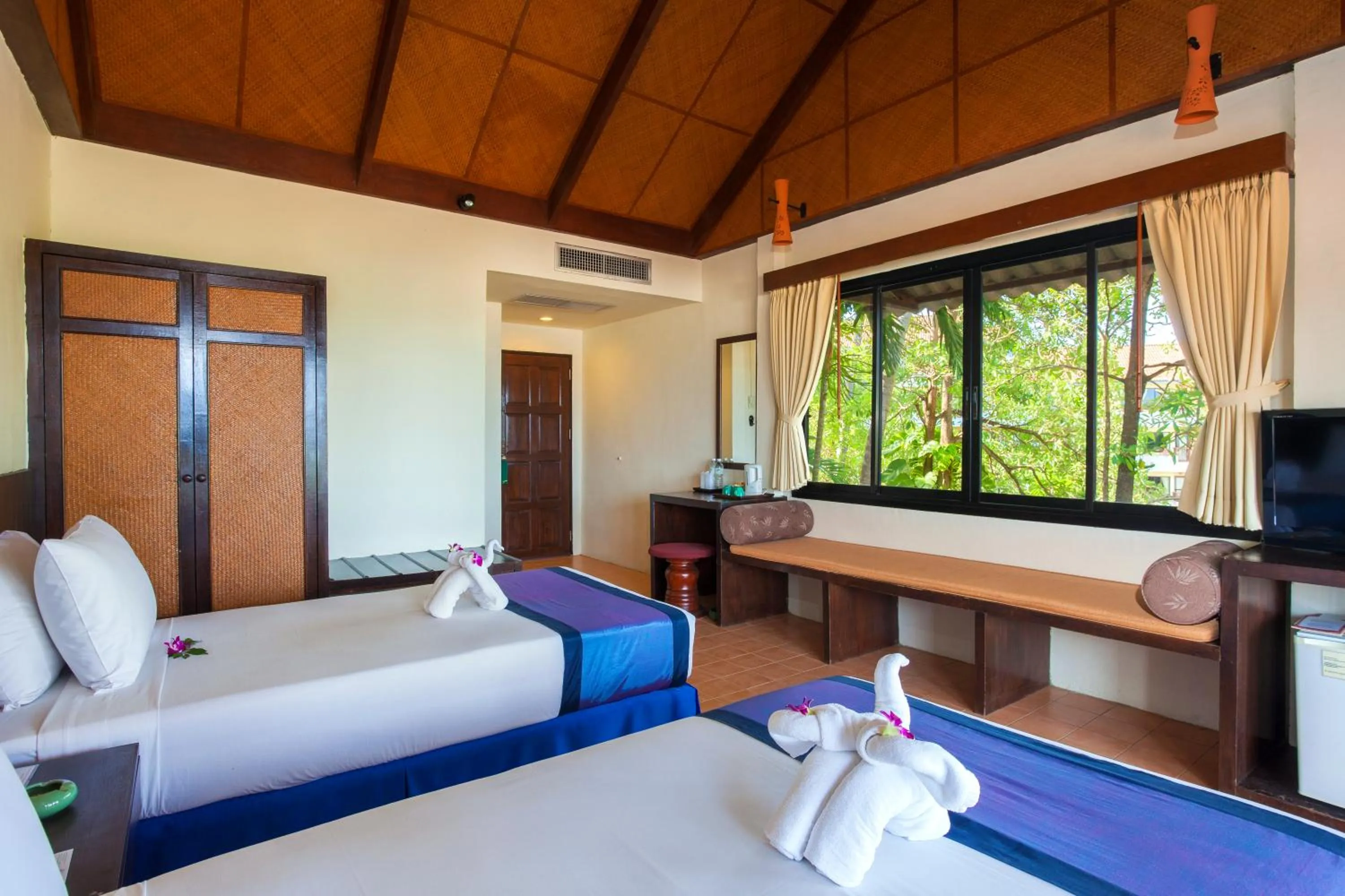 Day, Bed in Karona Resort & Spa - SHA Extra Plus